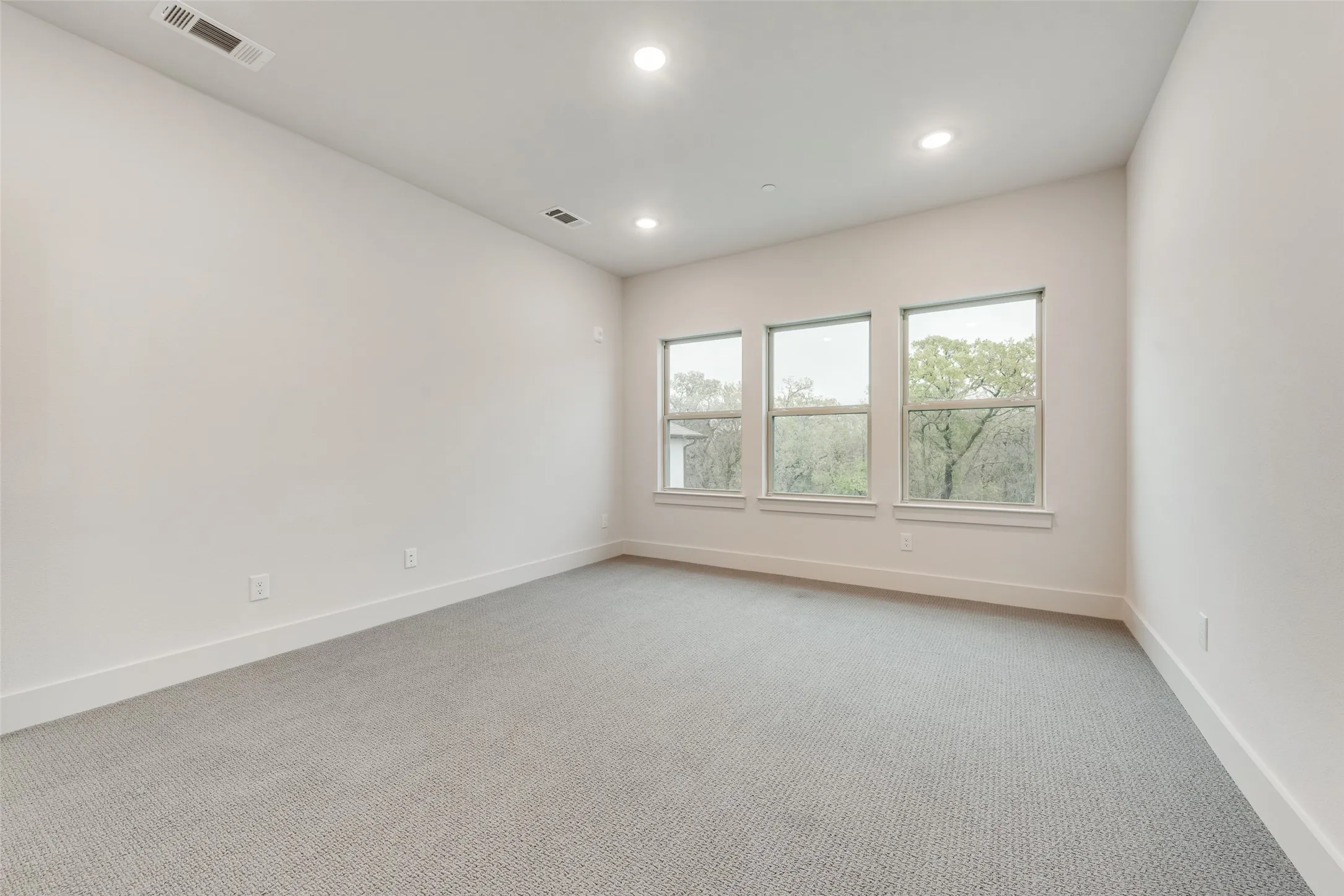 Condominium For Sale in Denton County , 444 Waters Edge Drive 721, Hickory Creek, Texas 75065, 3 Bedroom, 4 Bathroom, 2 Garage spaces, 2,087 Sqft, built in 2025, New Construction - Complete, mls#20938620, Real Estate Agent in Hickory Creek, Homes For Sale in Denton county, Homes For Sale in Hickory Creek, Realtor in Hickory Creek Texas, Real Estate Brokerage Independent Realty Texas, Luminita Cordes Realtor