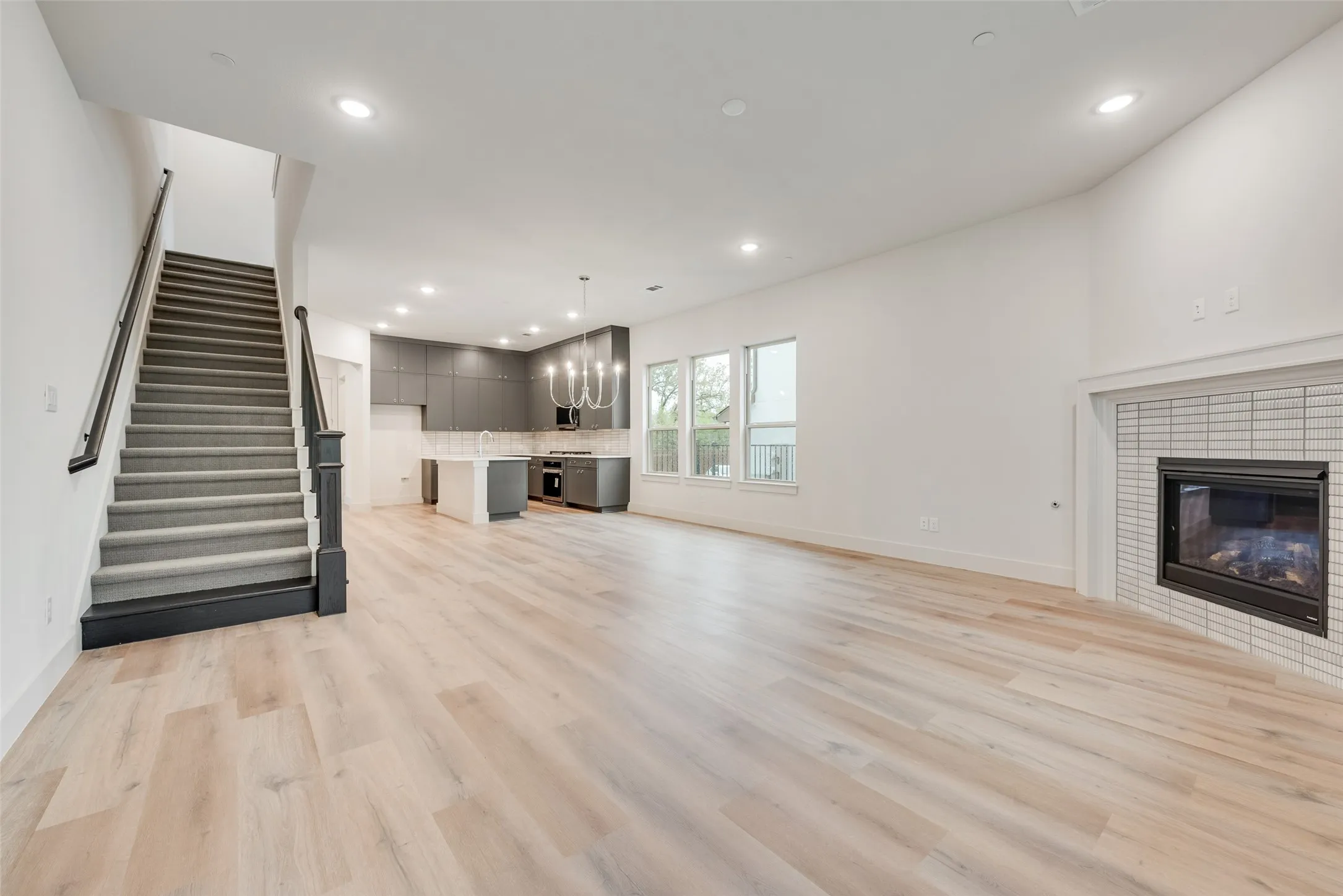 Condominium For Sale in Denton County , 444 Waters Edge Drive 721, Hickory Creek, Texas 75065, 3 Bedroom, 4 Bathroom, 2 Garage spaces, 2,087 Sqft, built in 2025, New Construction - Complete, mls#20938620, Real Estate Agent in Hickory Creek, Homes For Sale in Denton county, Homes For Sale in Hickory Creek, Realtor in Hickory Creek Texas, Real Estate Brokerage Independent Realty Texas, Luminita Cordes Realtor