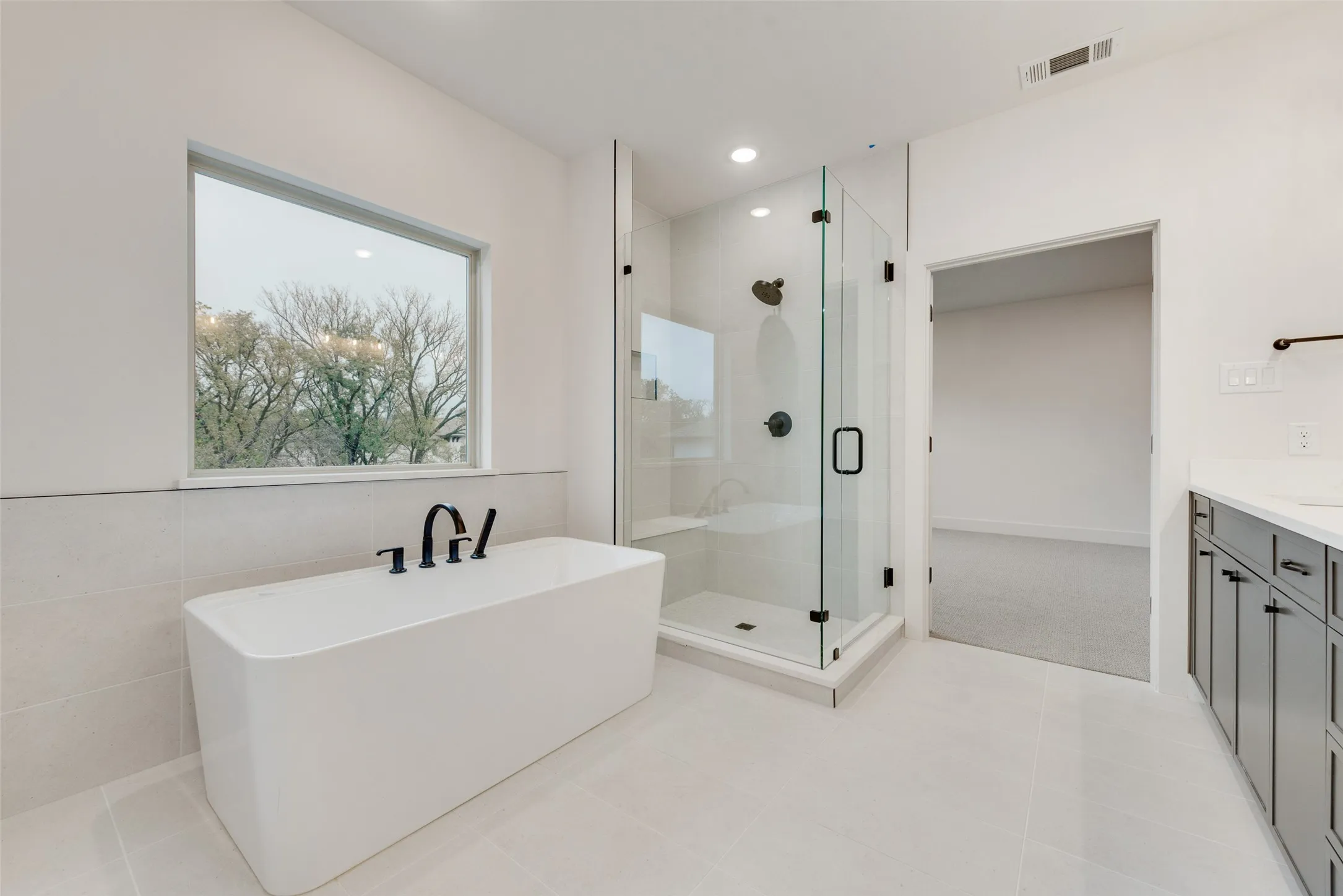Condominium For Sale in Denton County , 444 Waters Edge Drive 720, Hickory Creek, Texas 75065, 2 Bedroom, 3 Bathroom, 2 Garage spaces, 2,372 Sqft, built in 2025, New Construction - Complete, mls#20937033, Real Estate Agent in Hickory Creek, Homes For Sale in Denton county, Homes For Sale in Hickory Creek, Realtor in Hickory Creek Texas, Real Estate Brokerage Independent Realty Texas, Luminita Cordes Realtor