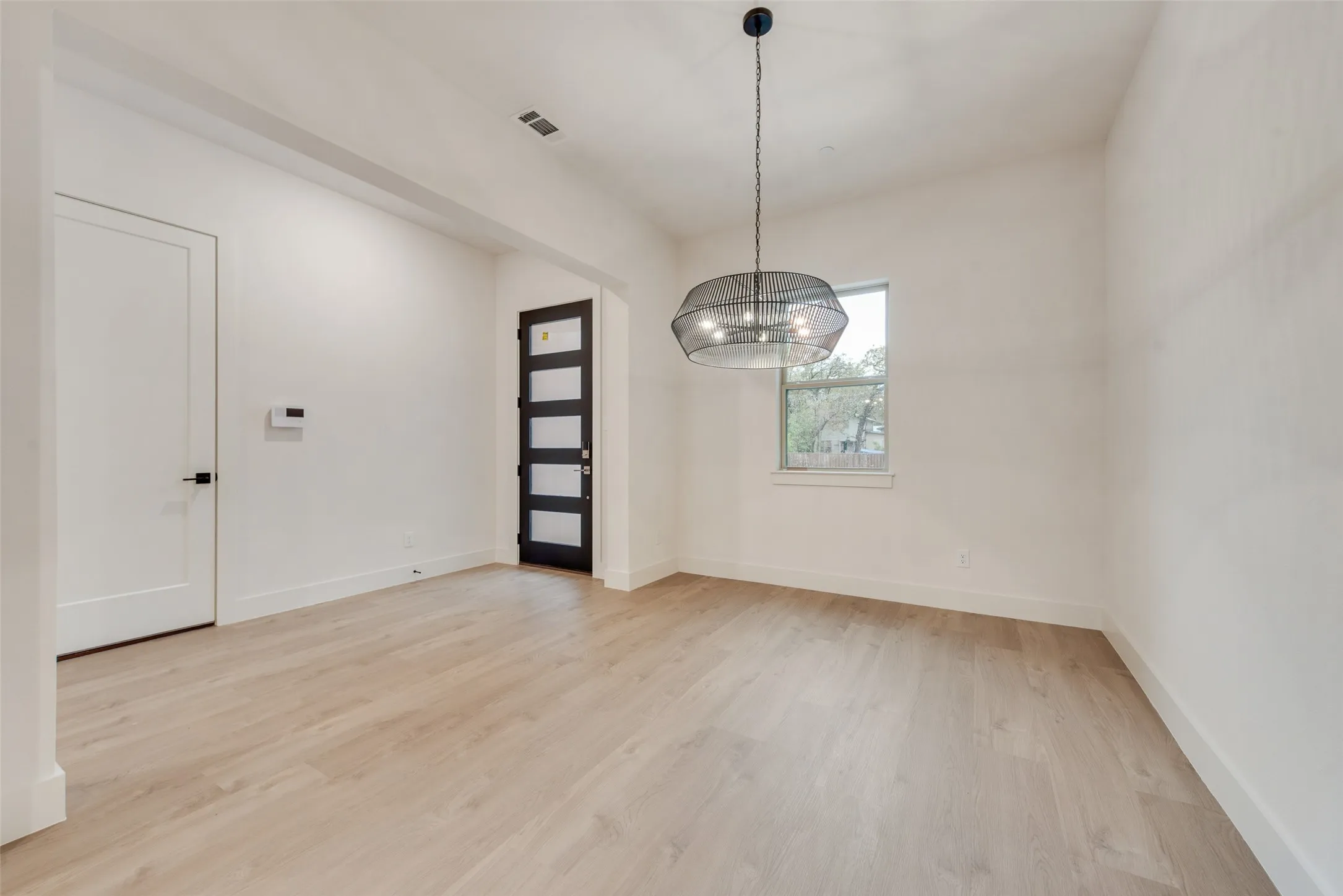 Condominium For Sale in Denton County , 444 Waters Edge Drive 720, Hickory Creek, Texas 75065, 2 Bedroom, 3 Bathroom, 2 Garage spaces, 2,372 Sqft, built in 2025, New Construction - Complete, mls#20937033, Real Estate Agent in Hickory Creek, Homes For Sale in Denton county, Homes For Sale in Hickory Creek, Realtor in Hickory Creek Texas, Real Estate Brokerage Independent Realty Texas, Luminita Cordes Realtor