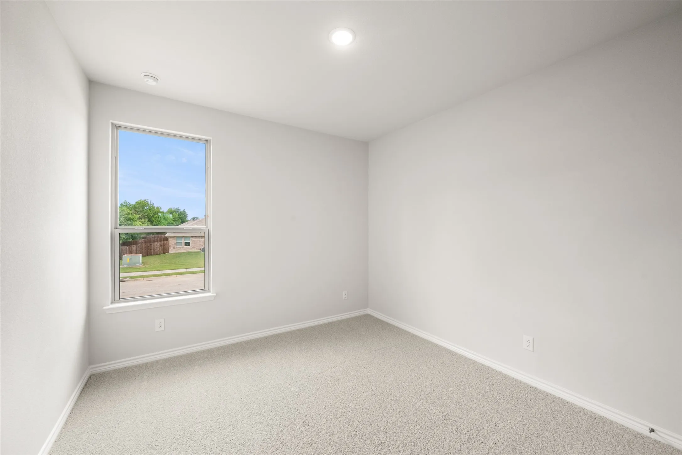 400-402 Trailhead- Bedroom-2