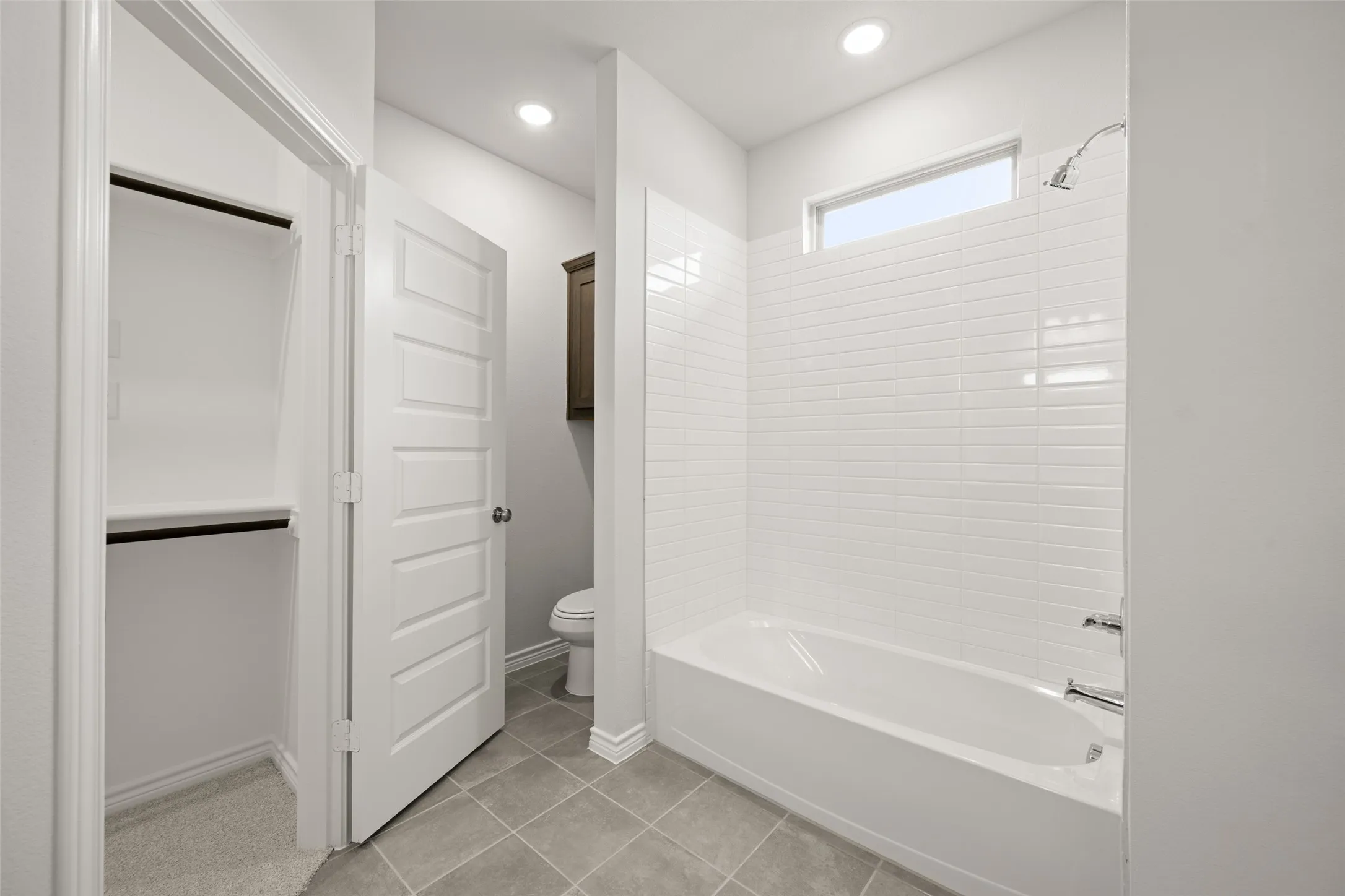400-402 Trailhead- Primary Suite-4