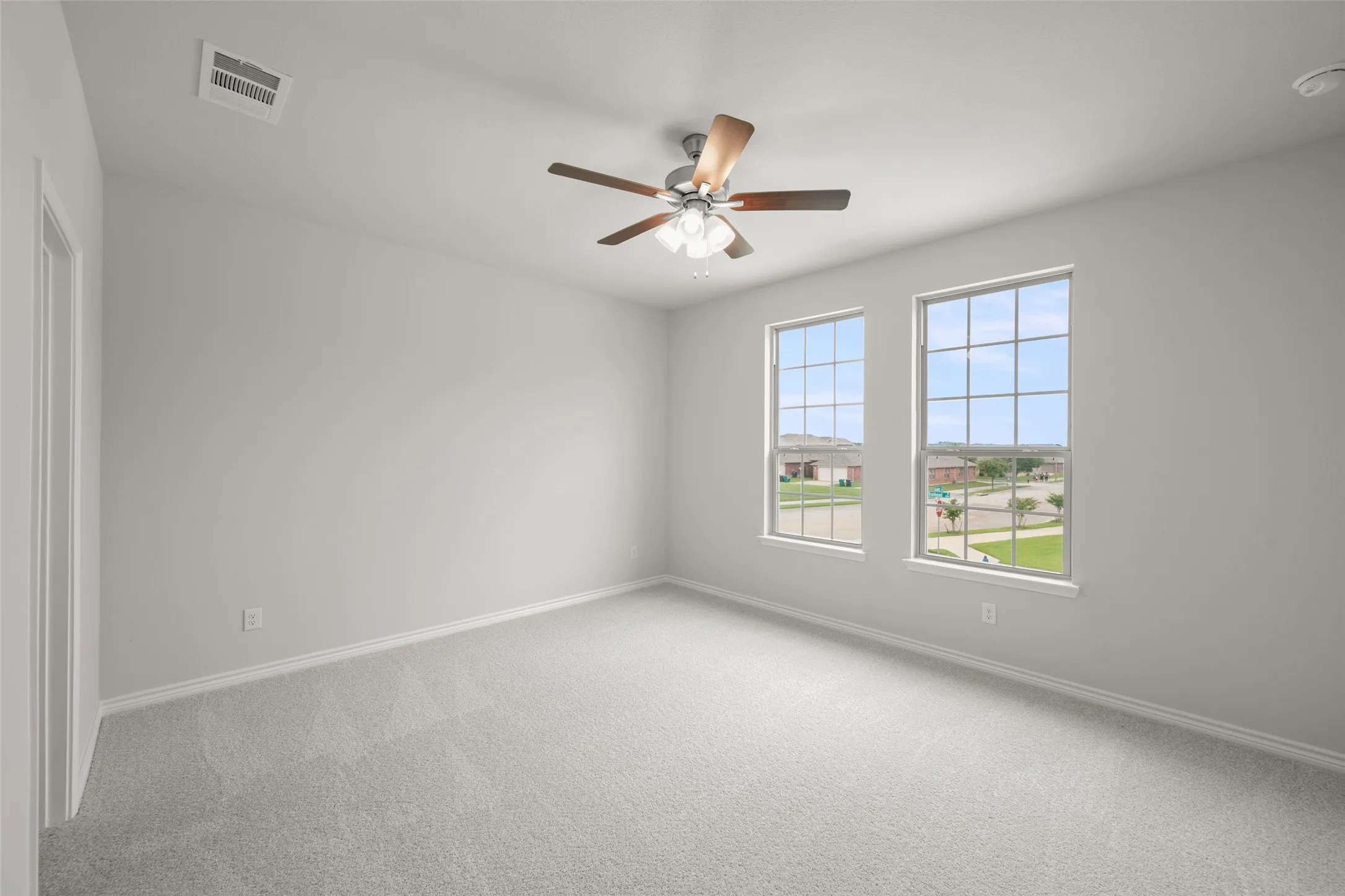 400-402 Trailhead- Primary Suite-1