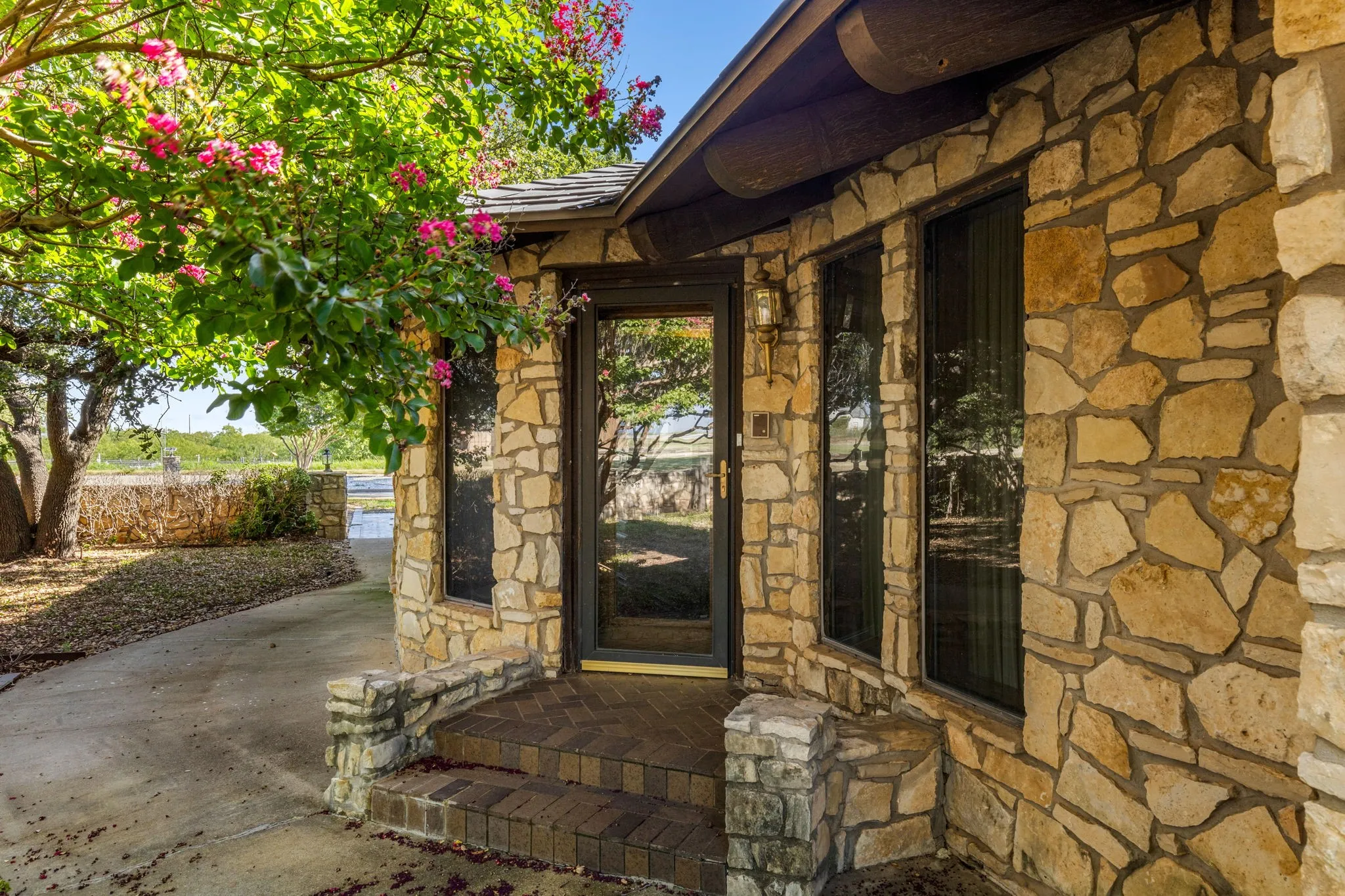 Entrance to Executive Office