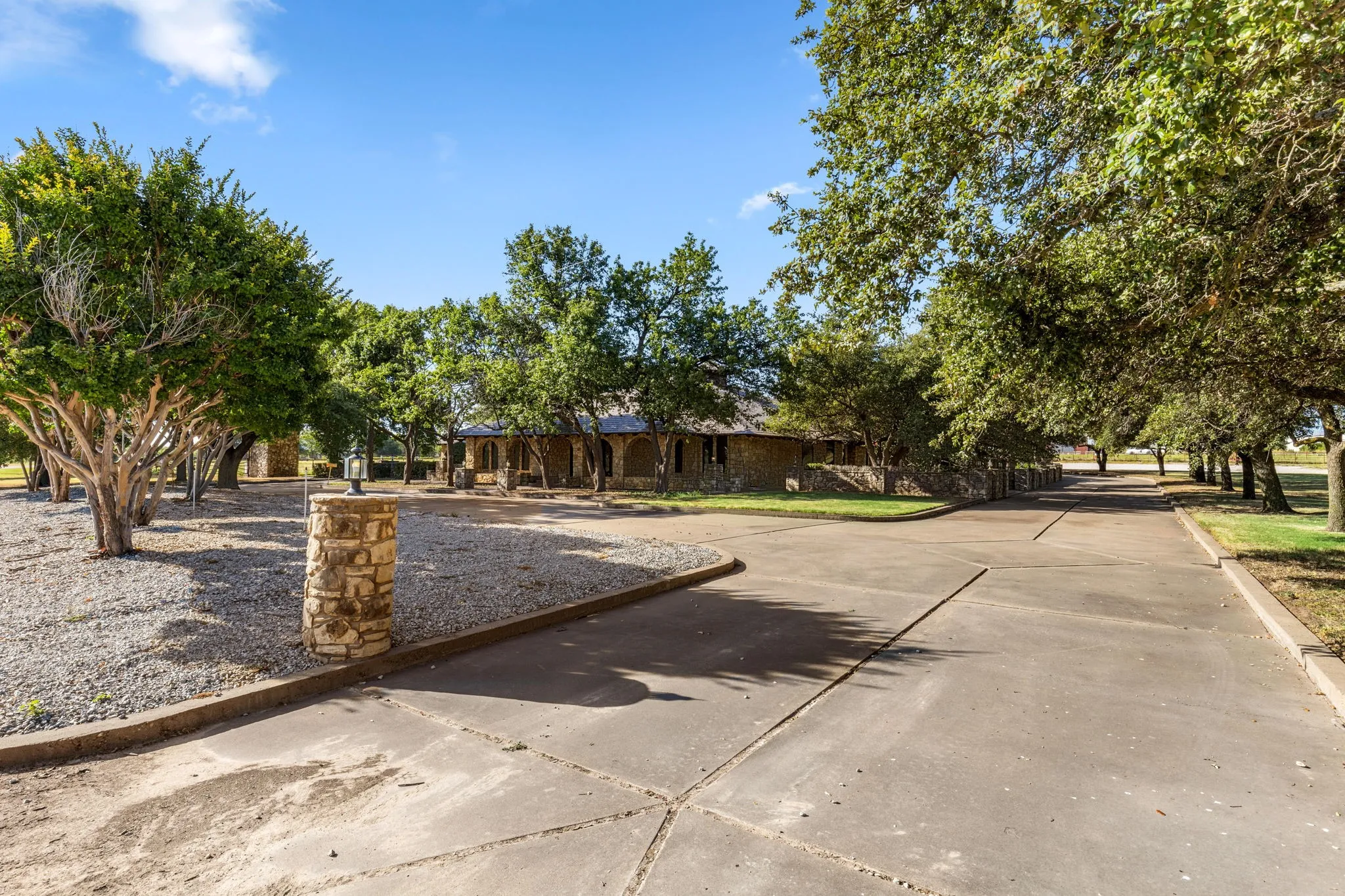 Single Family Residence For Sale in Archer County , 1602 Cedar Avenue, Megargel, Texas 76370, 4 Bedrooms, 5 Bathrooms, 8 Garage spaces, 5,413 Sqft, built in 1982, Price $595,000, mls#20939767, Real Estate Agent in Megargel, Homes For Sale in Archer county, Homes For Sale in Megargel, Realtor in Megargel Texas, Real Estate Brokerage Independent Realty Texas, Luminita Cordes Realtor