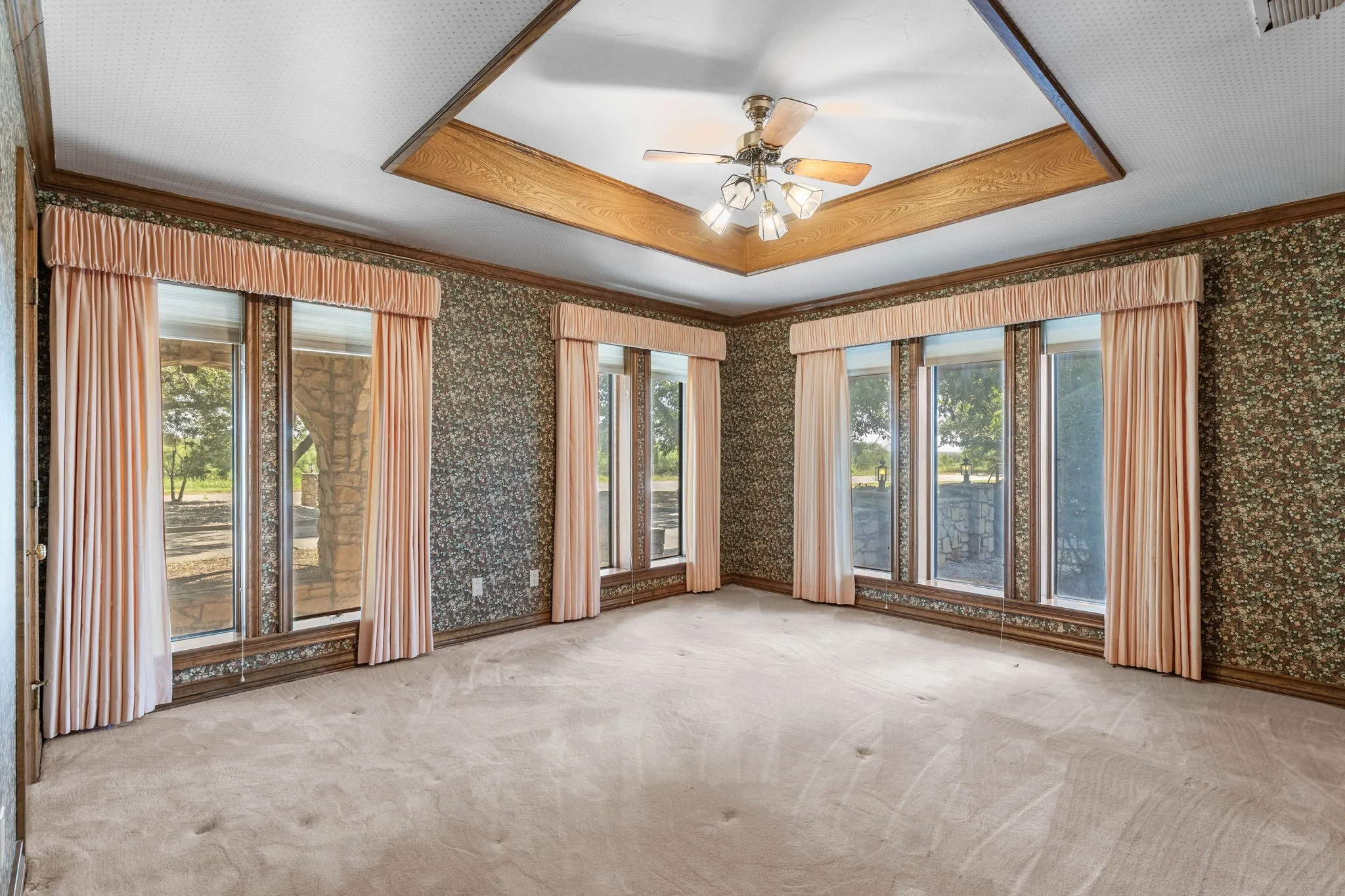 Single Family Residence For Sale in Archer County , 1602 Cedar Avenue, Megargel, Texas 76370, 4 Bedrooms, 5 Bathrooms, 8 Garage spaces, 5,413 Sqft, built in 1982, Price $595,000, mls#20939767, Real Estate Agent in Megargel, Homes For Sale in Archer county, Homes For Sale in Megargel, Realtor in Megargel Texas, Real Estate Brokerage Independent Realty Texas, Luminita Cordes Realtor