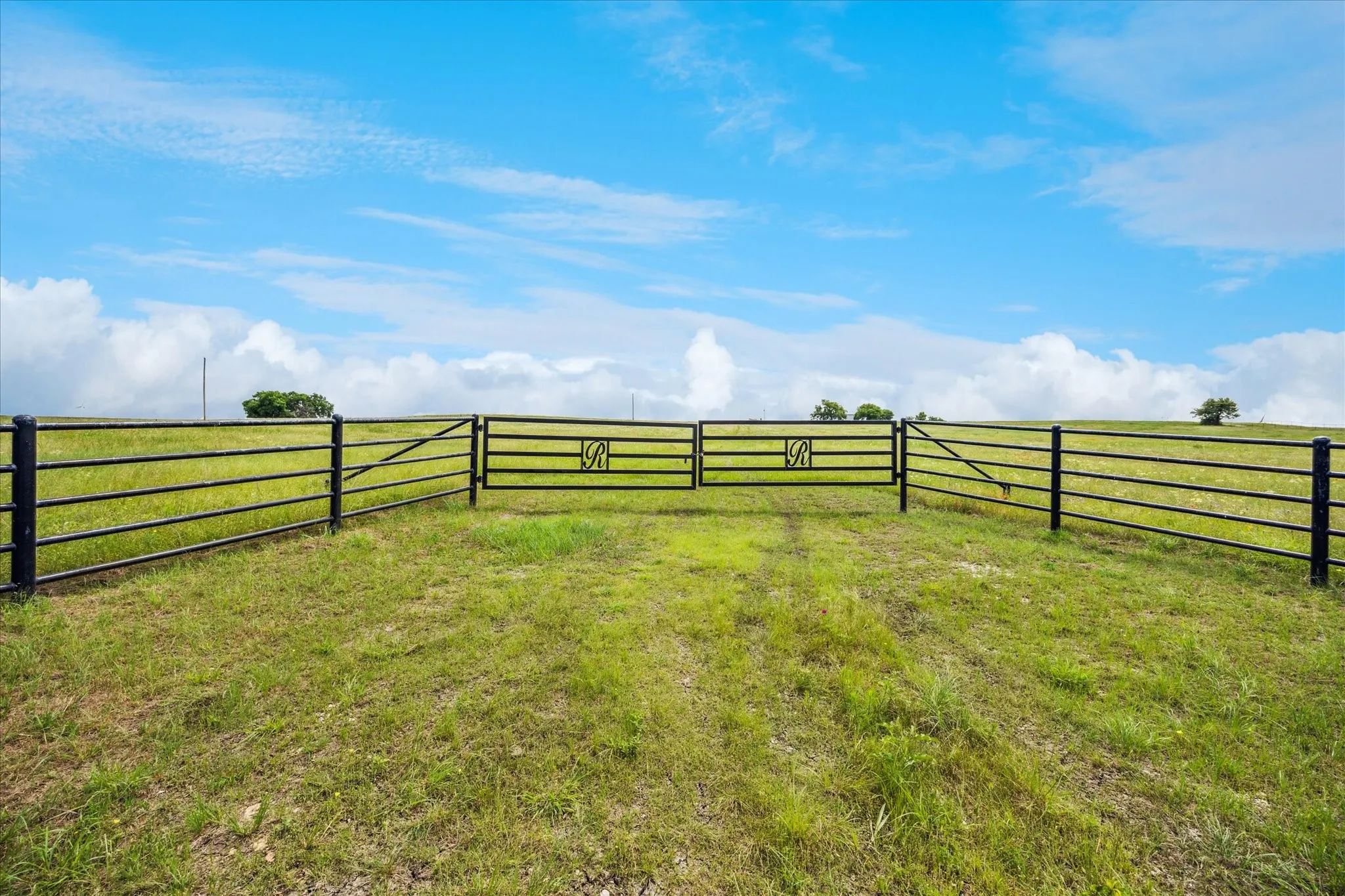 Improved Land For Sale in Cooke County , TBD FM 373 S, Muenster, Texas 76252, 0, 0, Garage spaces, 0 Sqft, built in 2021, mls#20940496, Real Estate Agent in Muenster, Homes For Sale in Cooke county, Homes For Sale in Muenster, Realtor in Muenster Texas, Real Estate Brokerage Independent Realty Texas, Luminita Cordes Realtor