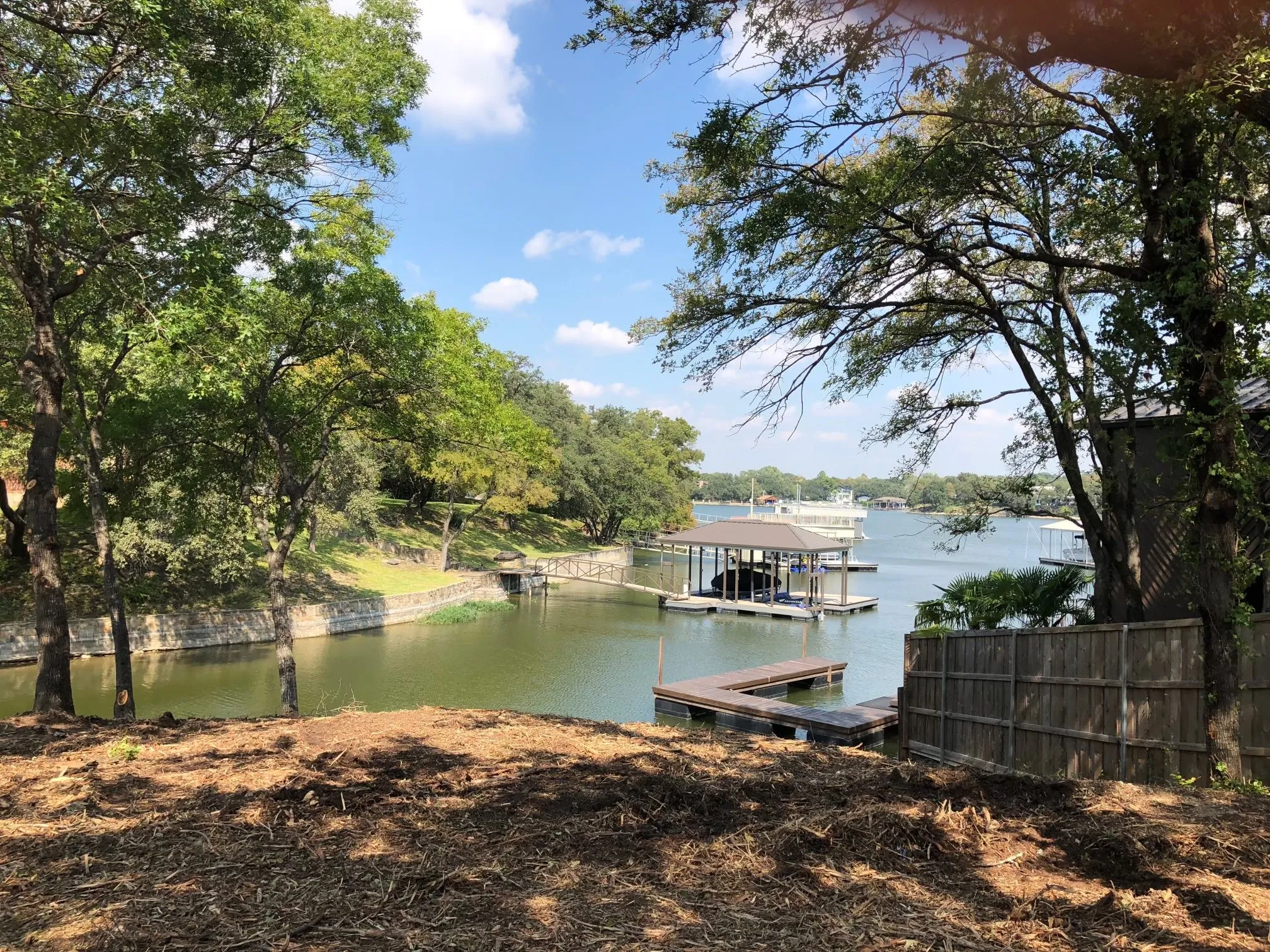 Single Family Residence For Sale in Tarrant County , 4208 Shore Front Drive, Fort Worth, Texas 76135, 4 Bedroom, 4 Bathroom, 3 Garage spaces, 4,930 Sqft, built in 1965, mls#20939107, Real Estate Agent in Fort Worth, Homes For Sale in Tarrant county, Homes For Sale in Fort Worth, Realtor in Fort Worth Texas, Real Estate Brokerage Independent Realty Texas, Luminita Cordes Realtor