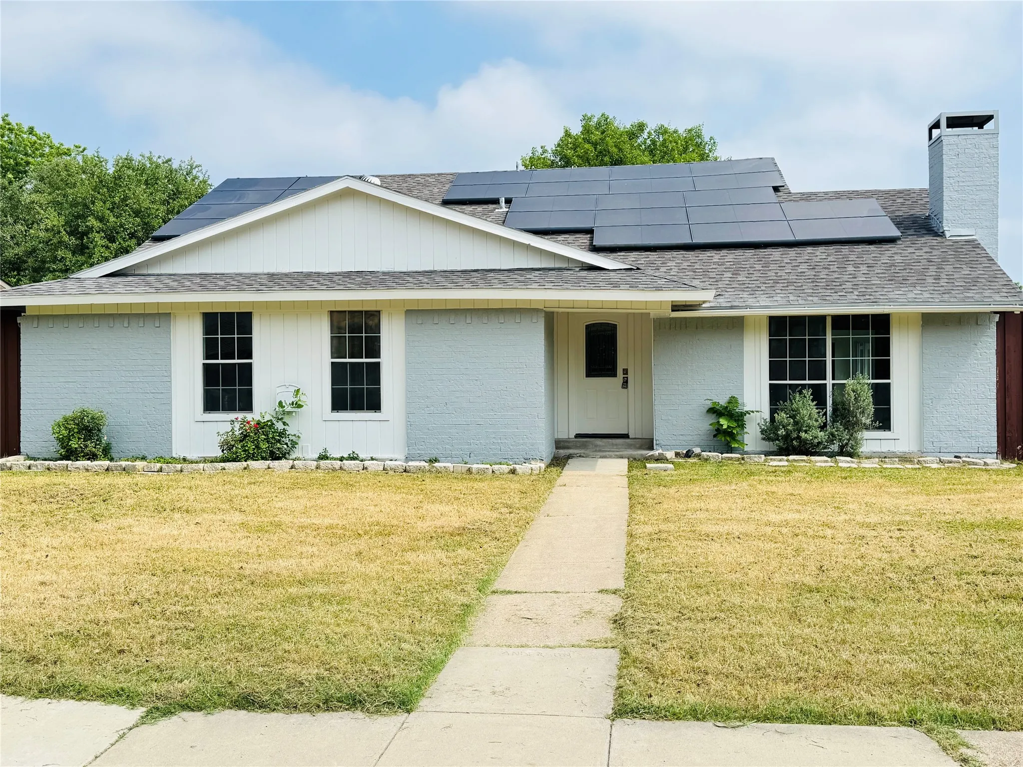 Single Family Residence For Sale in Collin County , 3317 Claymore Drive, Plano, Texas 75075, 5 Bedroom, 3 Bathroom, 2 Garage spaces, 1,944 Sqft, built in 1972, Preowned, mls#20941199, Real Estate Agent in Plano, Homes For Sale in Collin county, Homes For Sale in Plano, Realtor in Plano Texas, Real Estate Brokerage Independent Realty Texas, Luminita Cordes Realtor