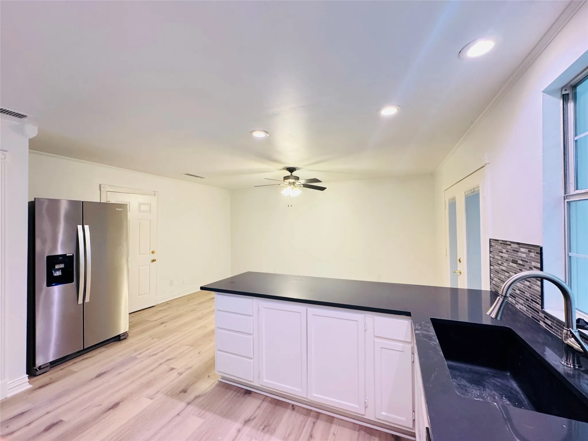 Single Family Residence For Sale in Collin County , 3317 Claymore Drive, Plano, Texas 75075, 5 Bedroom, 3 Bathroom, 2 Garage spaces, 1,944 Sqft, built in 1972, Preowned, mls#20941199, Real Estate Agent in Plano, Homes For Sale in Collin county, Homes For Sale in Plano, Realtor in Plano Texas, Real Estate Brokerage Independent Realty Texas, Luminita Cordes Realtor