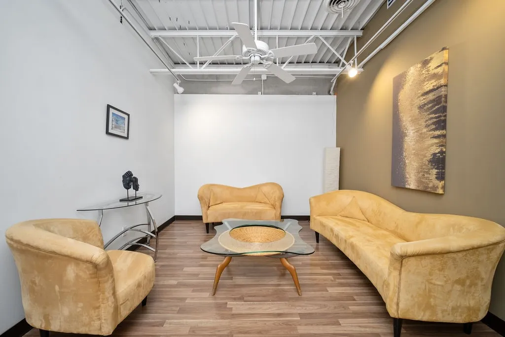 Office For Sale in Dallas County , 2909 San Jacinto, Dallas, Texas 75204, 0, 0, Garage spaces, 0 Sqft, built in 1940, Preowned, mls#20941253, Real Estate Agent in Dallas, Homes For Sale in Dallas county, Homes For Sale in Dallas, Realtor in Dallas Texas, Real Estate Brokerage Independent Realty Texas, Luminita Cordes Realtor
