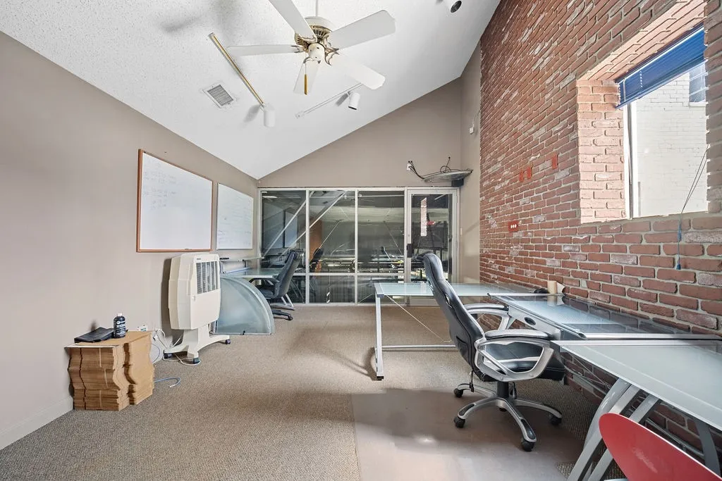 Office For Sale in Dallas County , 2909 San Jacinto, Dallas, Texas 75204, 0, 0, Garage spaces, 0 Sqft, built in 1940, Preowned, mls#20941253, Real Estate Agent in Dallas, Homes For Sale in Dallas county, Homes For Sale in Dallas, Realtor in Dallas Texas, Real Estate Brokerage Independent Realty Texas, Luminita Cordes Realtor