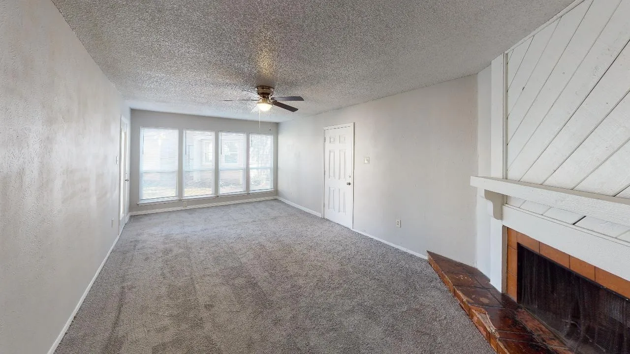 Condominium For Sale in Dallas County , 9696 Walnut Street 1203, Dallas, Texas 75243, 1 Bedroom, 1 Bathroom, Garage spaces, 730 Sqft, built in 1981, Preowned, mls#20941261, Real Estate Agent in Dallas, Homes For Sale in Dallas county, Homes For Sale in Dallas, Realtor in Dallas Texas, Real Estate Brokerage Independent Realty Texas, Luminita Cordes Realtor