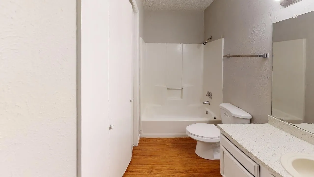 Condominium For Sale in Dallas County , 9696 Walnut Street 1203, Dallas, Texas 75243, 1 Bedroom, 1 Bathroom, Garage spaces, 730 Sqft, built in 1981, Preowned, mls#20941261, Real Estate Agent in Dallas, Homes For Sale in Dallas county, Homes For Sale in Dallas, Realtor in Dallas Texas, Real Estate Brokerage Independent Realty Texas, Luminita Cordes Realtor