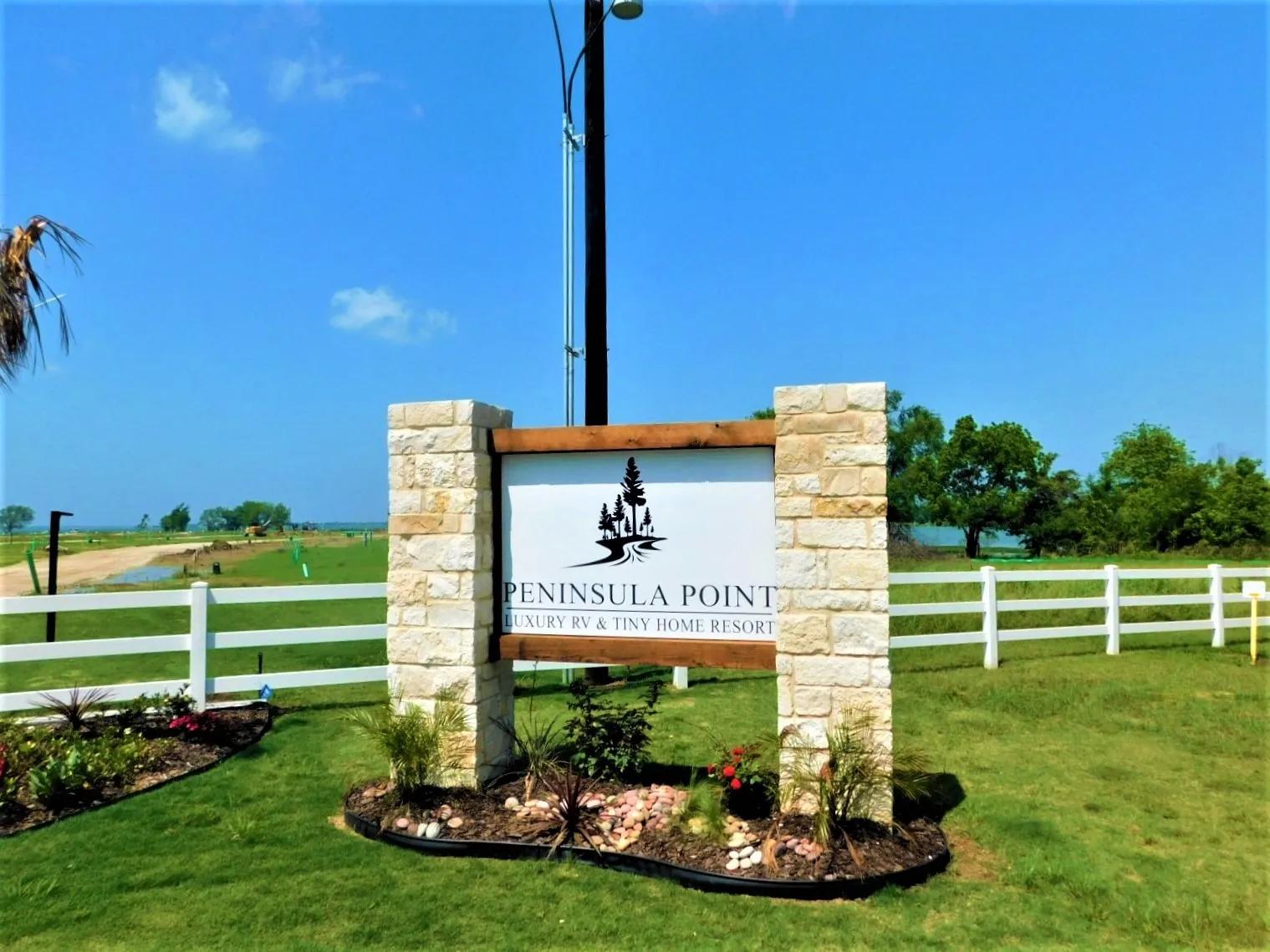 Unimproved Land For Sale in Navarro County , Lot 165 Peninsula Road, Kerens, Texas 75144, 0, 0, Garage spaces, 0 Sqft, built in 0, Price $34,900, mls#20939485, Real Estate Agent in Kerens, Homes For Sale in Navarro county, Homes For Sale in Kerens, Realtor in Kerens Texas, Real Estate Brokerage Independent Realty Texas, Luminita Cordes Realtor