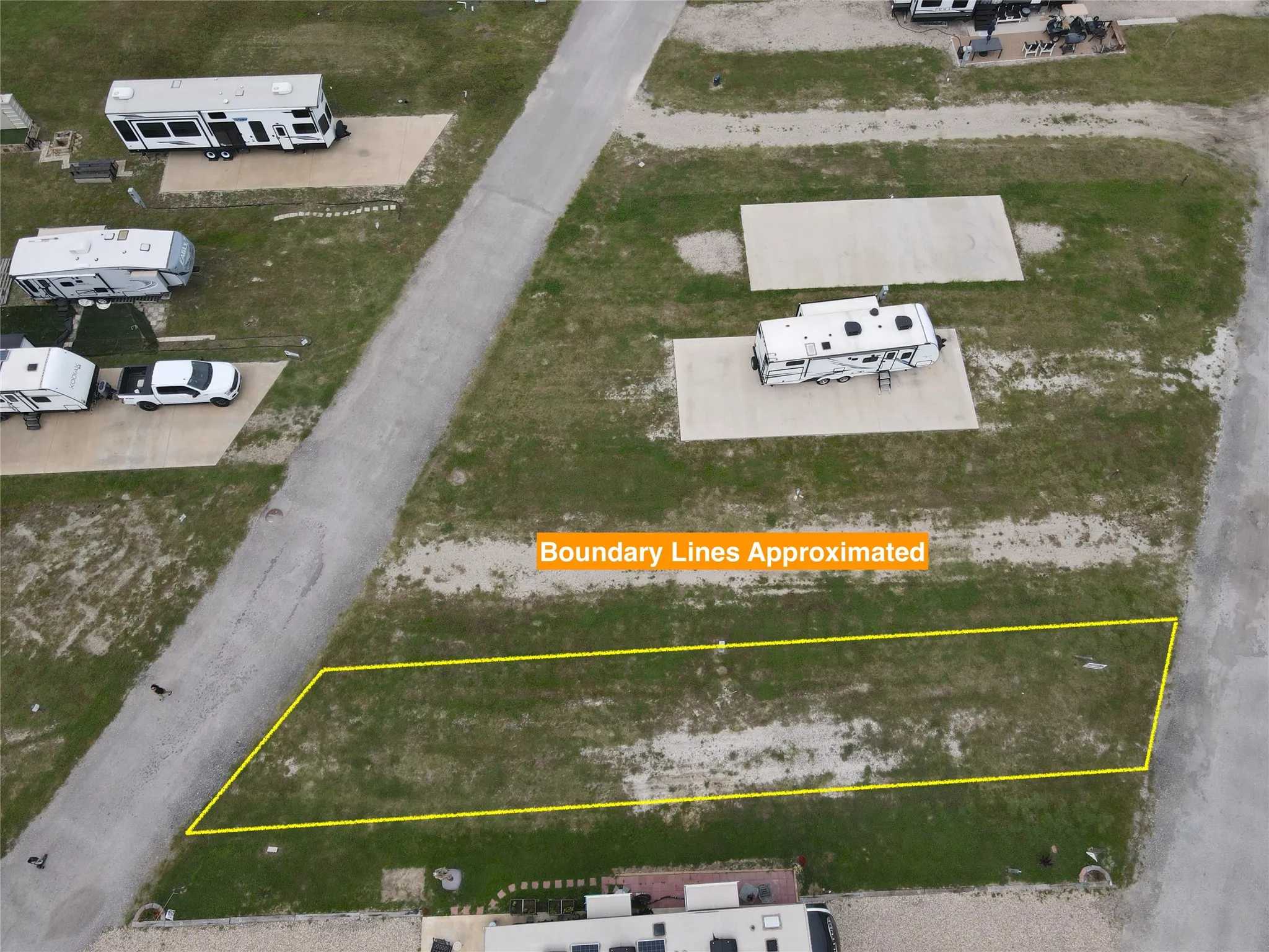 Unimproved Land For Sale in Navarro County , Lot 165 Peninsula Road, Kerens, Texas 75144, 0, 0, Garage spaces, 0 Sqft, built in 0, Price $34,900, mls#20939485, Real Estate Agent in Kerens, Homes For Sale in Navarro county, Homes For Sale in Kerens, Realtor in Kerens Texas, Real Estate Brokerage Independent Realty Texas, Luminita Cordes Realtor