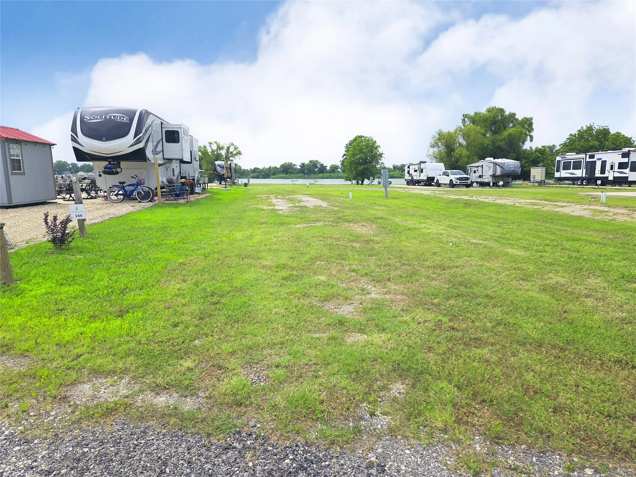 Unimproved Land For Sale in Navarro County , Lot 165 Peninsula Road, Kerens, Texas 75144, 0, 0, Garage spaces, 0 Sqft, built in 0, Price $34,900, mls#20939485, Real Estate Agent in Kerens, Homes For Sale in Navarro county, Homes For Sale in Kerens, Realtor in Kerens Texas, Real Estate Brokerage Independent Realty Texas, Luminita Cordes Realtor