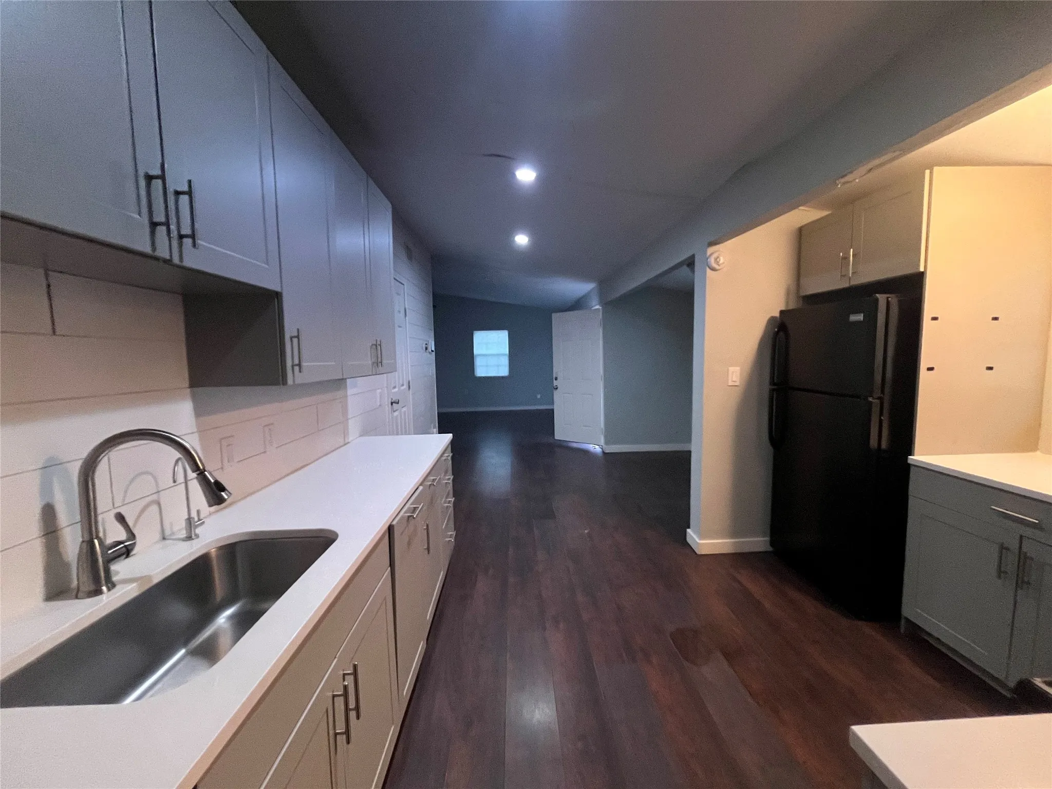 Single Family Residence For Sale in Dallas County , 801 Grande Drive, Mesquite, Texas 75149, 3 Bedroom, 2 Bathroom, Garage spaces, 1,309 Sqft, built in 1955, mls#20941733, Real Estate Agent in Mesquite, Homes For Sale in Dallas county, Homes For Sale in Mesquite, Realtor in Mesquite Texas, Real Estate Brokerage Independent Realty Texas, Luminita Cordes Realtor