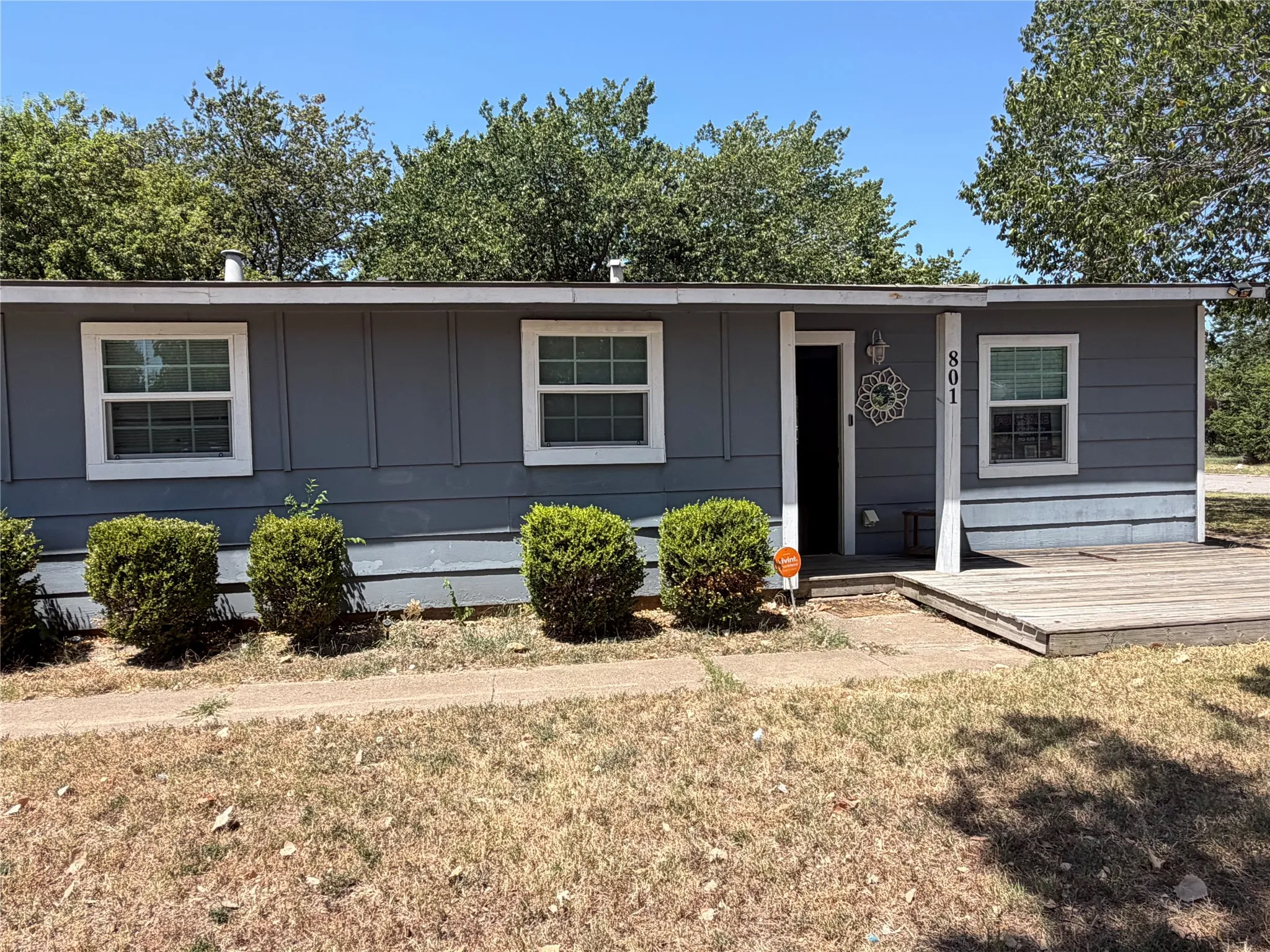 Single Family Residence For Sale in Dallas County , 801 Grande Drive, Mesquite, Texas 75149, 3 Bedroom, 2 Bathroom, Garage spaces, 1,309 Sqft, built in 1955, mls#20941733, Real Estate Agent in Mesquite, Homes For Sale in Dallas county, Homes For Sale in Mesquite, Realtor in Mesquite Texas, Real Estate Brokerage Independent Realty Texas, Luminita Cordes Realtor