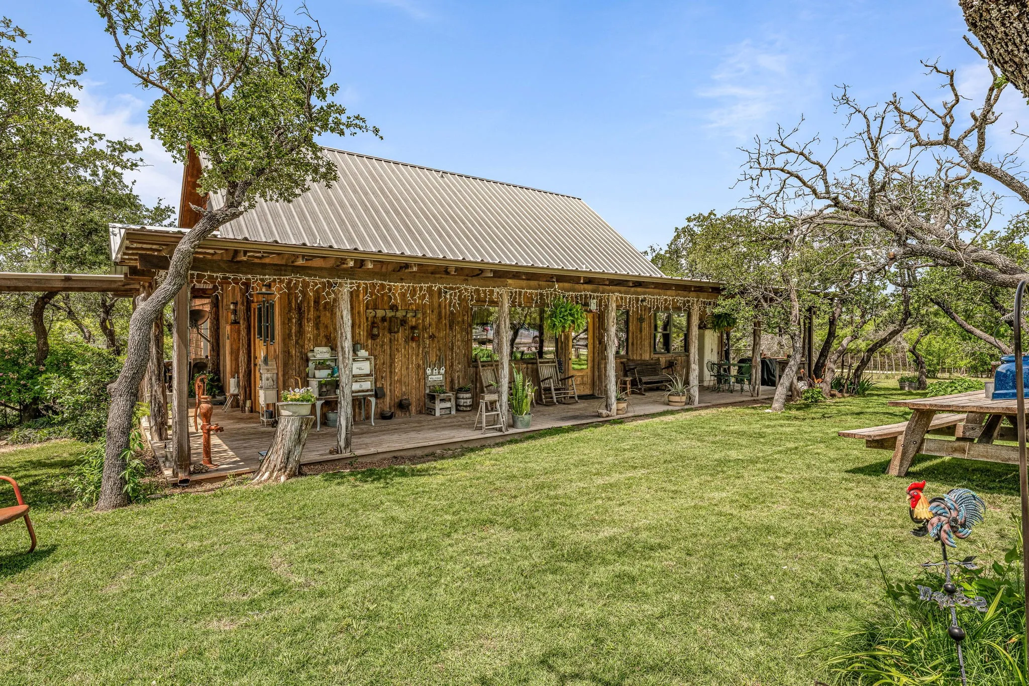 Farm For Sale in Erath County , 493 Private Road 1673, Stephenville, Texas 76401, 3 Bedrooms, 3 Bathrooms, Garage spaces, 2,230 Sqft, built in 1997, Price $789,000, mls#20941284, Real Estate Agent in Stephenville, Homes For Sale in Erath county, Homes For Sale in Stephenville, Realtor in Stephenville Texas, Real Estate Brokerage Independent Realty Texas, Luminita Cordes Realtor