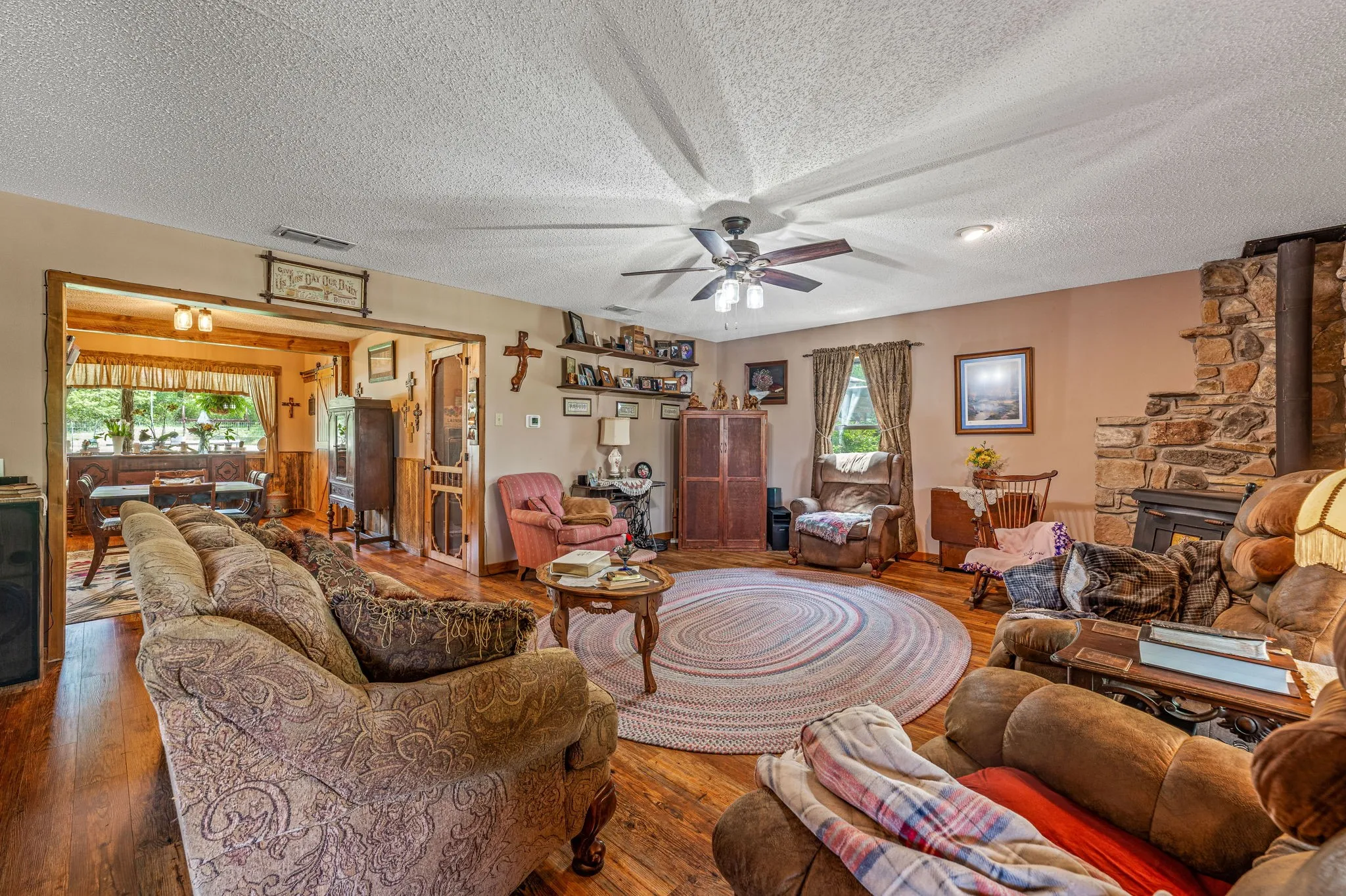 Farm For Sale in Erath County , 493 Private Road 1673, Stephenville, Texas 76401, 3 Bedrooms, 3 Bathrooms, Garage spaces, 2,230 Sqft, built in 1997, Price $789,000, mls#20941284, Real Estate Agent in Stephenville, Homes For Sale in Erath county, Homes For Sale in Stephenville, Realtor in Stephenville Texas, Real Estate Brokerage Independent Realty Texas, Luminita Cordes Realtor