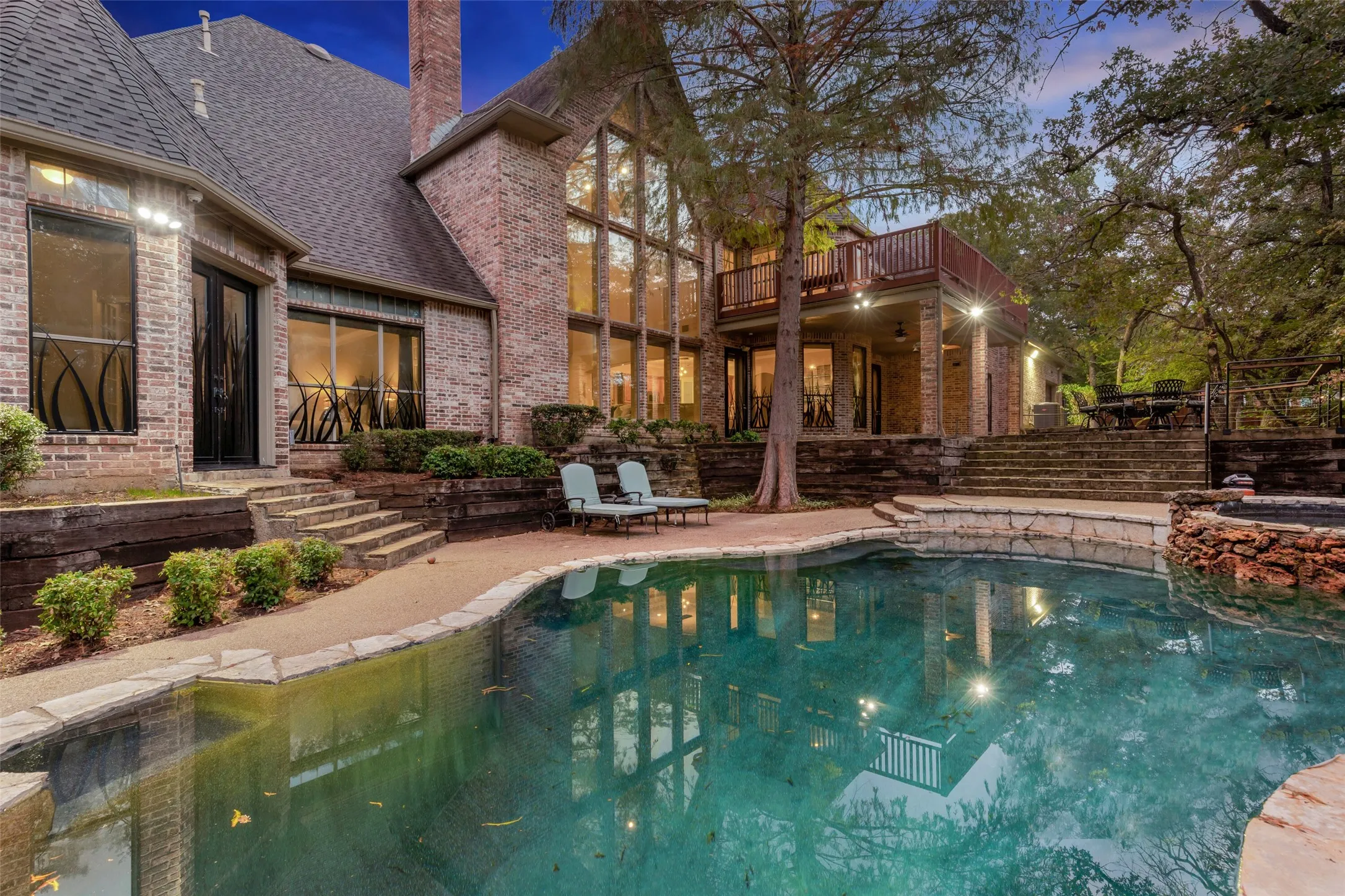 Single Family Residence For Sale in Tarrant County , 3206 Wintergreen Terrace, Grapevine, Texas 76051, 4 Bedroom, 5 Bathroom, 4 Garage spaces, 6,449 Sqft, built in 1997, Preowned, mls#20943073, Real Estate Agent in Grapevine, Homes For Sale in Tarrant county, Homes For Sale in Grapevine, Realtor in Grapevine Texas, Real Estate Brokerage Independent Realty Texas, Luminita Cordes Realtor