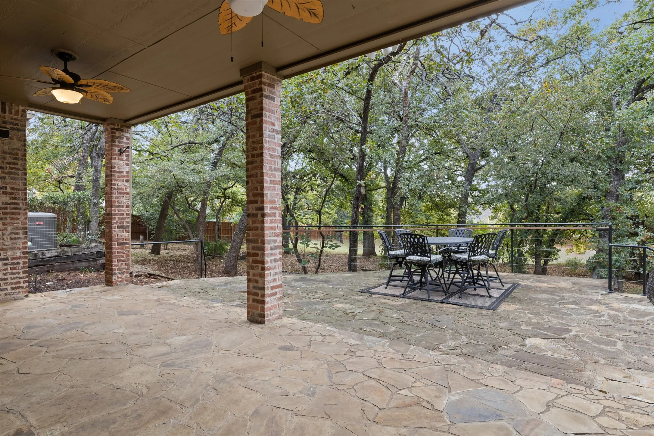 Single Family Residence For Sale in Tarrant County , 3206 Wintergreen Terrace, Grapevine, Texas 76051, 4 Bedroom, 5 Bathroom, 4 Garage spaces, 6,449 Sqft, built in 1997, Preowned, mls#20943073, Real Estate Agent in Grapevine, Homes For Sale in Tarrant county, Homes For Sale in Grapevine, Realtor in Grapevine Texas, Real Estate Brokerage Independent Realty Texas, Luminita Cordes Realtor