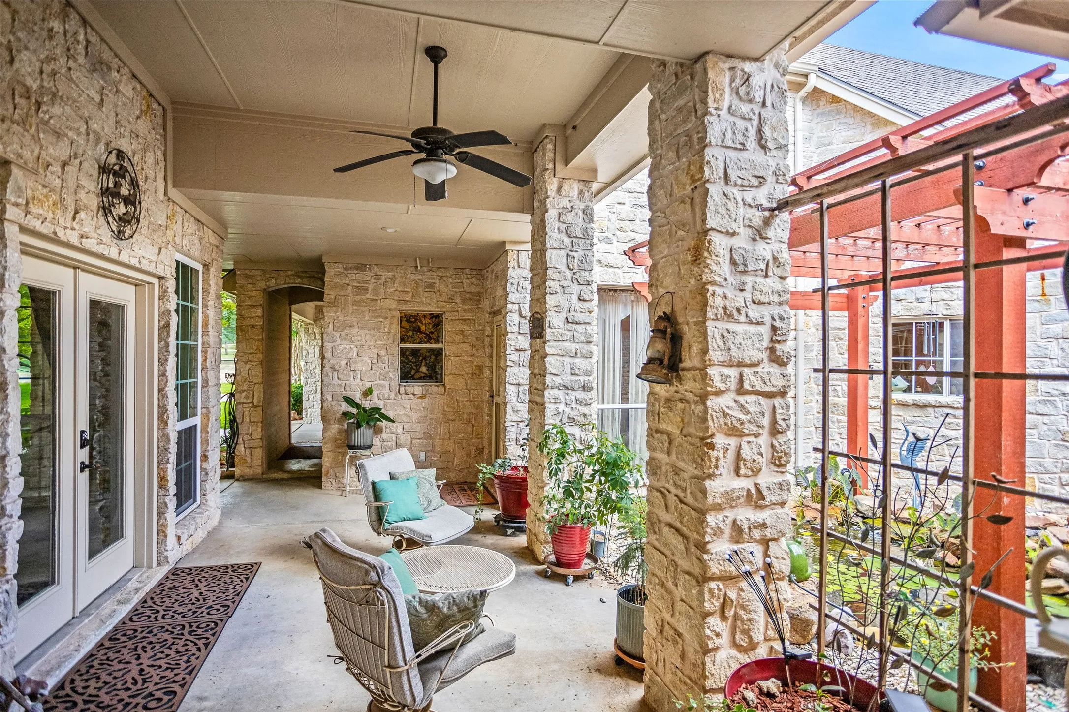 Single Family Residence For Sale in Parker County , 110 Bent Creek Ranch Court, Fort Worth, Texas 76126, 5 Bedroom, 5 Bathroom, 3 Garage spaces, 4,965 Sqft, built in 2002, mls#20940132, Real Estate Agent in Fort Worth, Homes For Sale in Parker county, Homes For Sale in Fort Worth, Realtor in Fort Worth Texas, Real Estate Brokerage Independent Realty Texas, Luminita Cordes Realtor