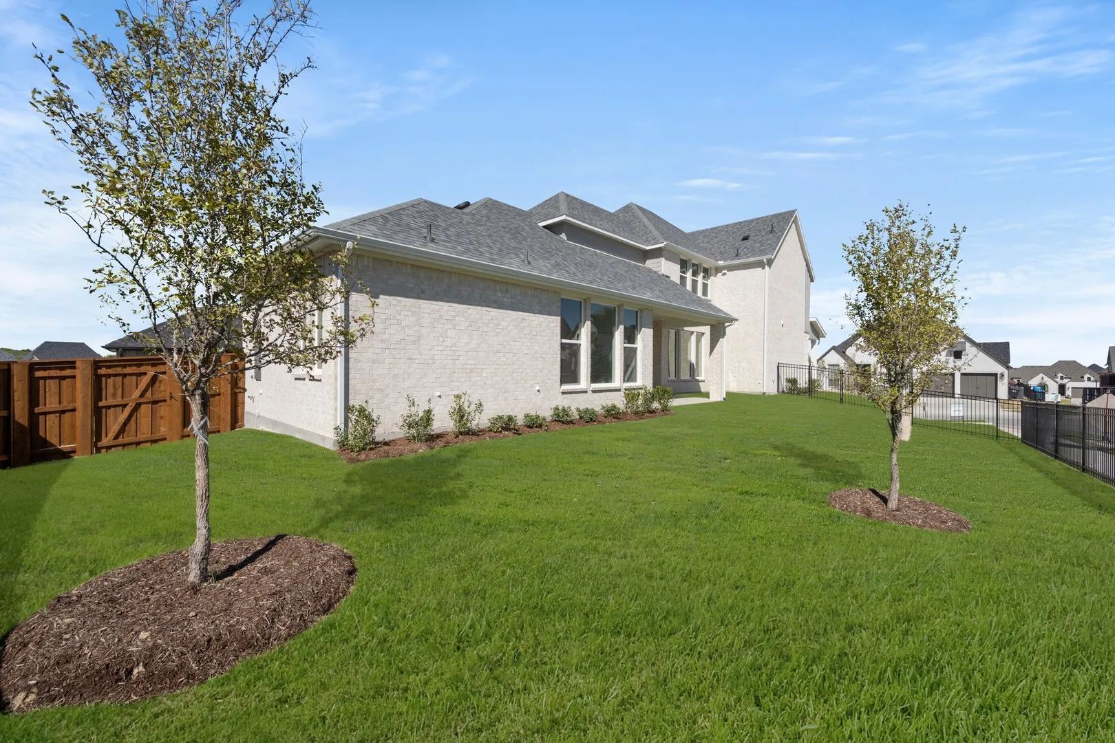 14465 Overlook Park- Back-1