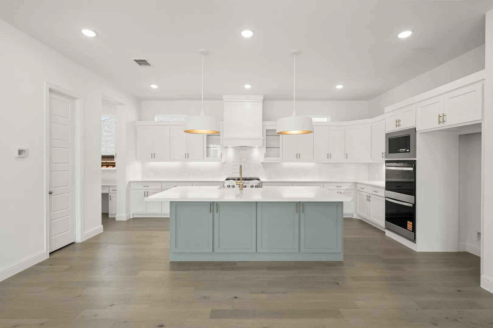 14465 Overlook Park- Kitchen-1