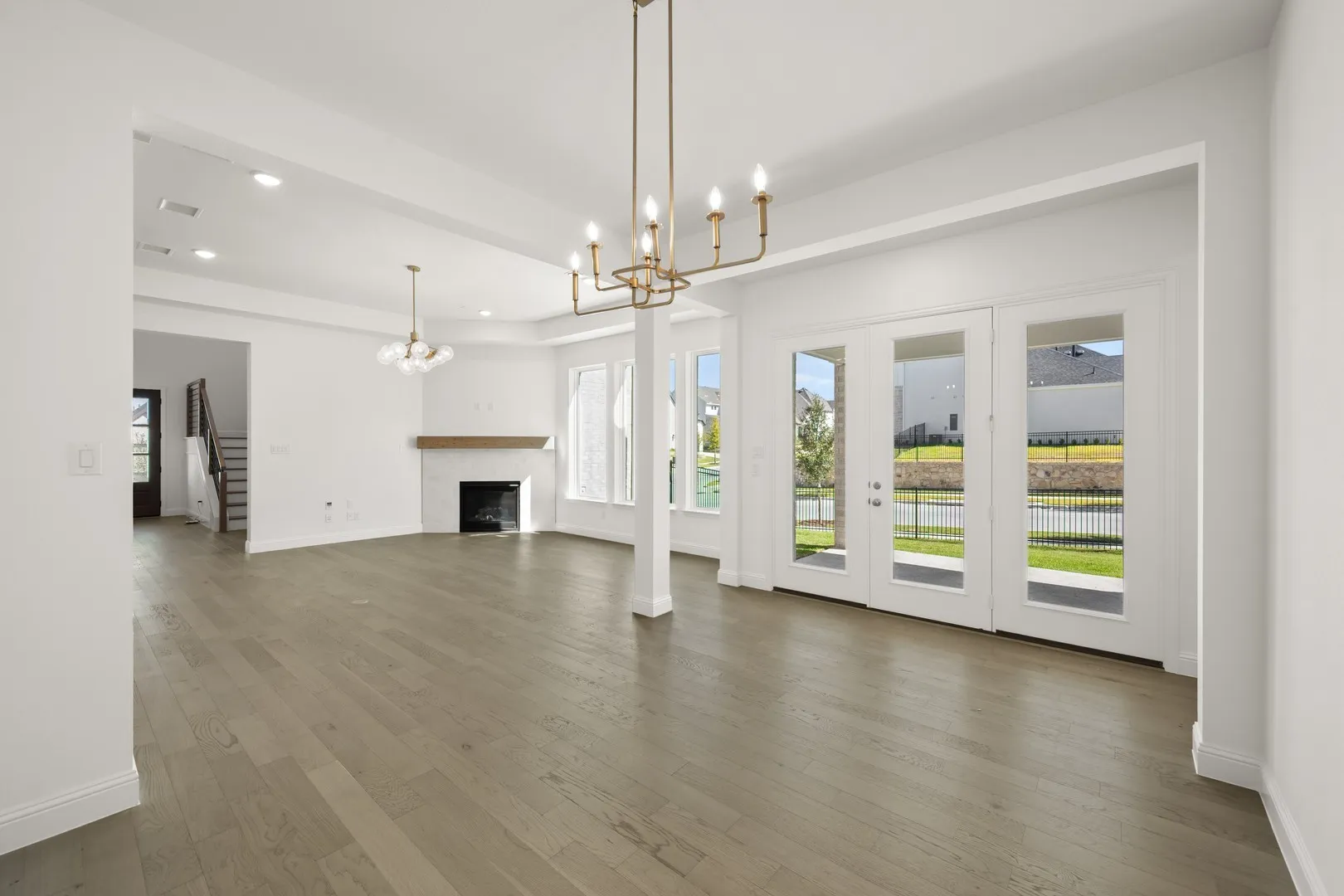 14465 Overlook Park- Dining-1