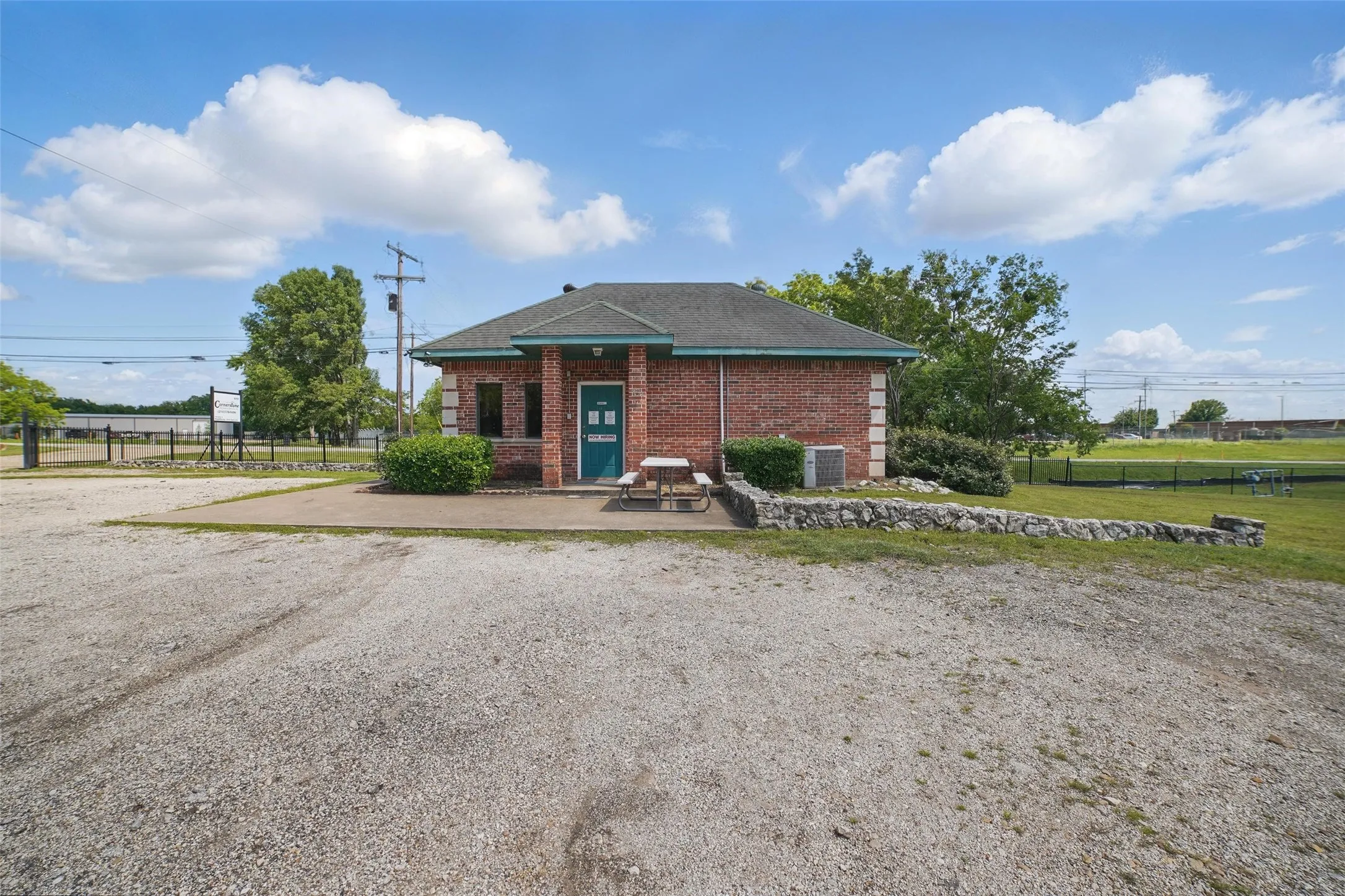 Industrial For Sale in Dallas County , 610 W Simonds Road, Seagoville, Texas 75159, 0, 0, Garage spaces, 0 Sqft, built in 1989, Preowned, mls#20945713, Real Estate Agent in Seagoville, Homes For Sale in Dallas county, Homes For Sale in Seagoville, Realtor in Seagoville Texas, Real Estate Brokerage Independent Realty Texas, Luminita Cordes Realtor