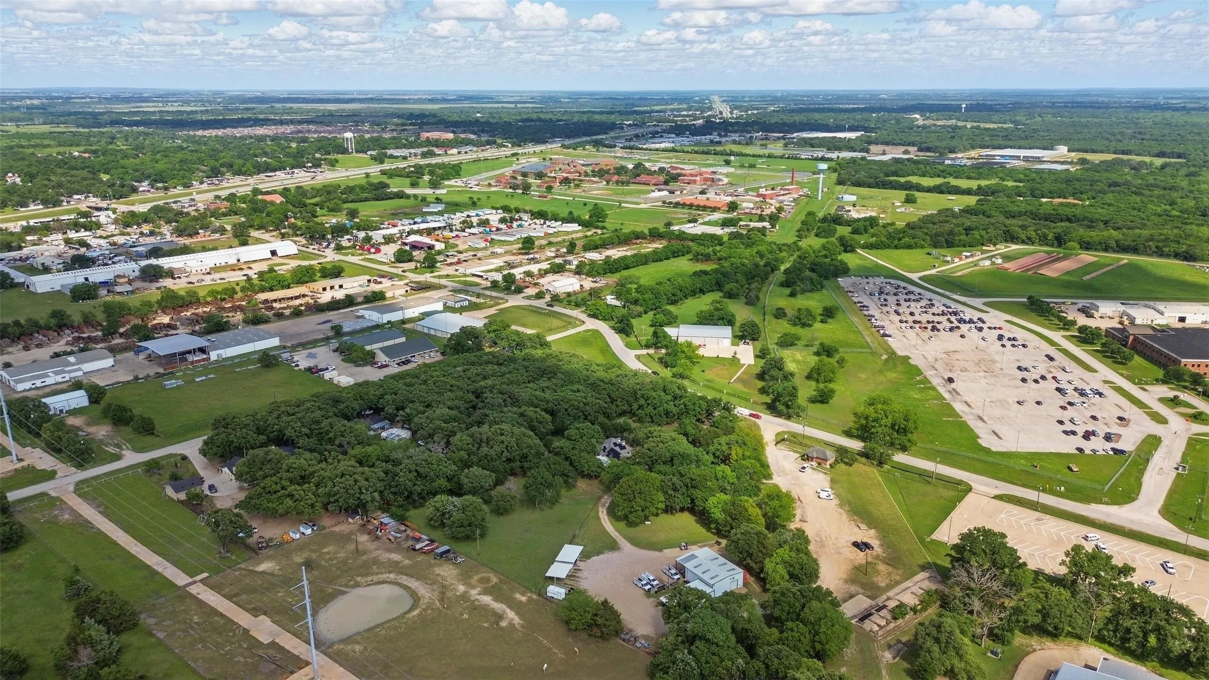 Industrial For Sale in Dallas County , 610 W Simonds Road, Seagoville, Texas 75159, 0, 0, Garage spaces, 0 Sqft, built in 1989, Preowned, mls#20945713, Real Estate Agent in Seagoville, Homes For Sale in Dallas county, Homes For Sale in Seagoville, Realtor in Seagoville Texas, Real Estate Brokerage Independent Realty Texas, Luminita Cordes Realtor