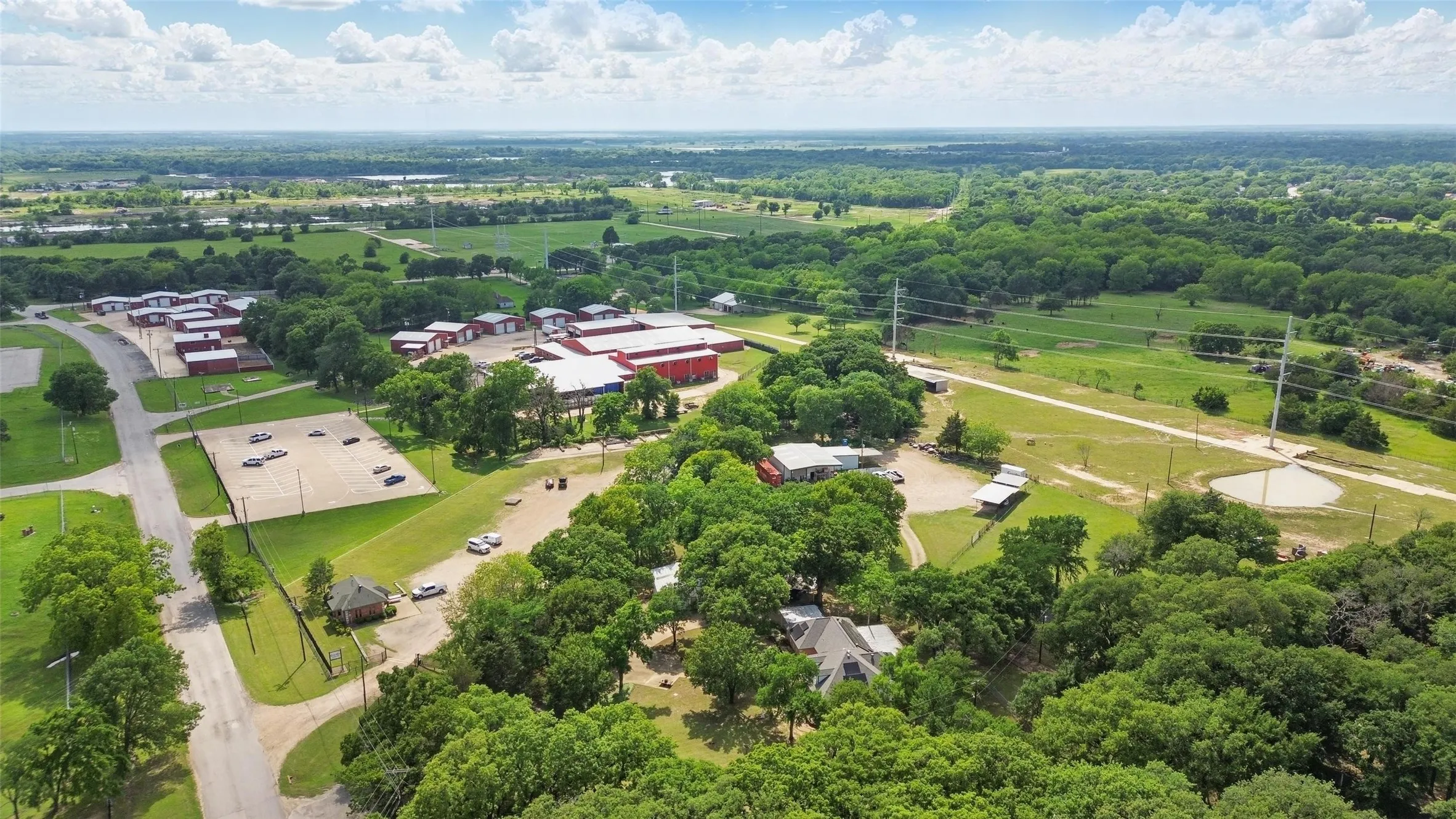 Industrial For Sale in Dallas County , 610 W Simonds Road, Seagoville, Texas 75159, 0, 0, Garage spaces, 0 Sqft, built in 1989, Preowned, mls#20945713, Real Estate Agent in Seagoville, Homes For Sale in Dallas county, Homes For Sale in Seagoville, Realtor in Seagoville Texas, Real Estate Brokerage Independent Realty Texas, Luminita Cordes Realtor