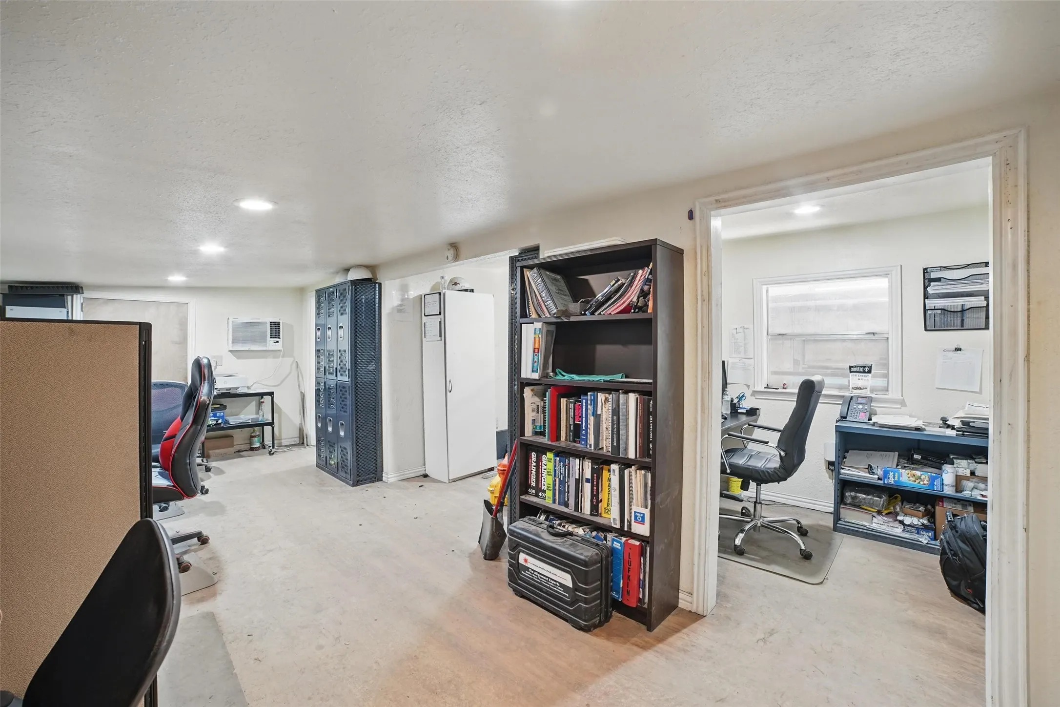 Industrial For Sale in Dallas County , 610 W Simonds Road, Seagoville, Texas 75159, 0, 0, Garage spaces, 0 Sqft, built in 1989, Preowned, mls#20945713, Real Estate Agent in Seagoville, Homes For Sale in Dallas county, Homes For Sale in Seagoville, Realtor in Seagoville Texas, Real Estate Brokerage Independent Realty Texas, Luminita Cordes Realtor