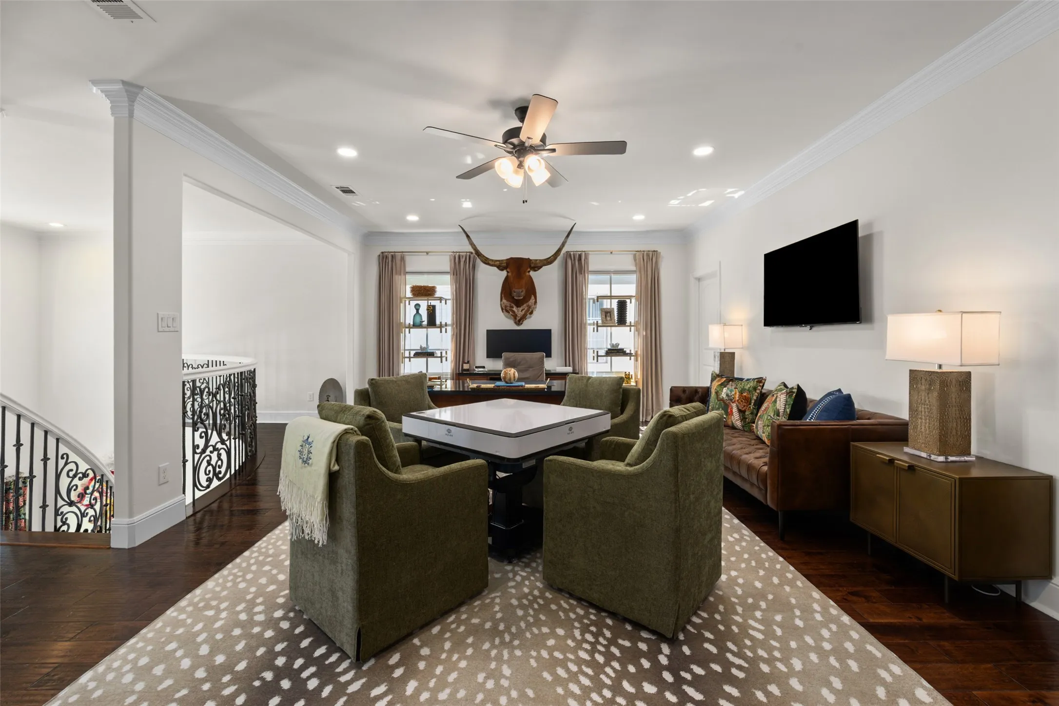Single Family Residence For Sale in Tarrant County , 1716 Ashland Avenue, Fort Worth, Texas 76107, 5 Bedroom, 4 Bathroom, 2 Garage spaces, 4,370 Sqft, built in 2014, Preowned, mls#20945340, Real Estate Agent in Fort Worth, Homes For Sale in Tarrant county, Homes For Sale in Fort Worth, Realtor in Fort Worth Texas, Real Estate Brokerage Independent Realty Texas, Luminita Cordes Realtor