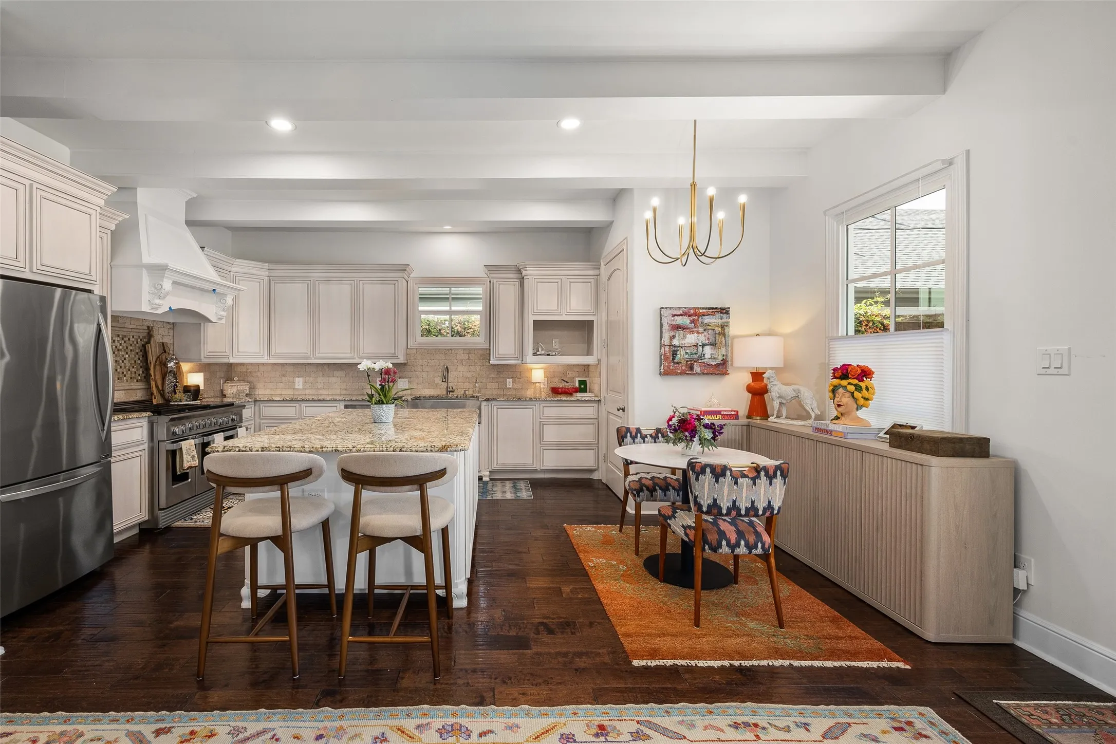Single Family Residence For Sale in Tarrant County , 1716 Ashland Avenue, Fort Worth, Texas 76107, 5 Bedroom, 4 Bathroom, 2 Garage spaces, 4,370 Sqft, built in 2014, Preowned, mls#20945340, Real Estate Agent in Fort Worth, Homes For Sale in Tarrant county, Homes For Sale in Fort Worth, Realtor in Fort Worth Texas, Real Estate Brokerage Independent Realty Texas, Luminita Cordes Realtor