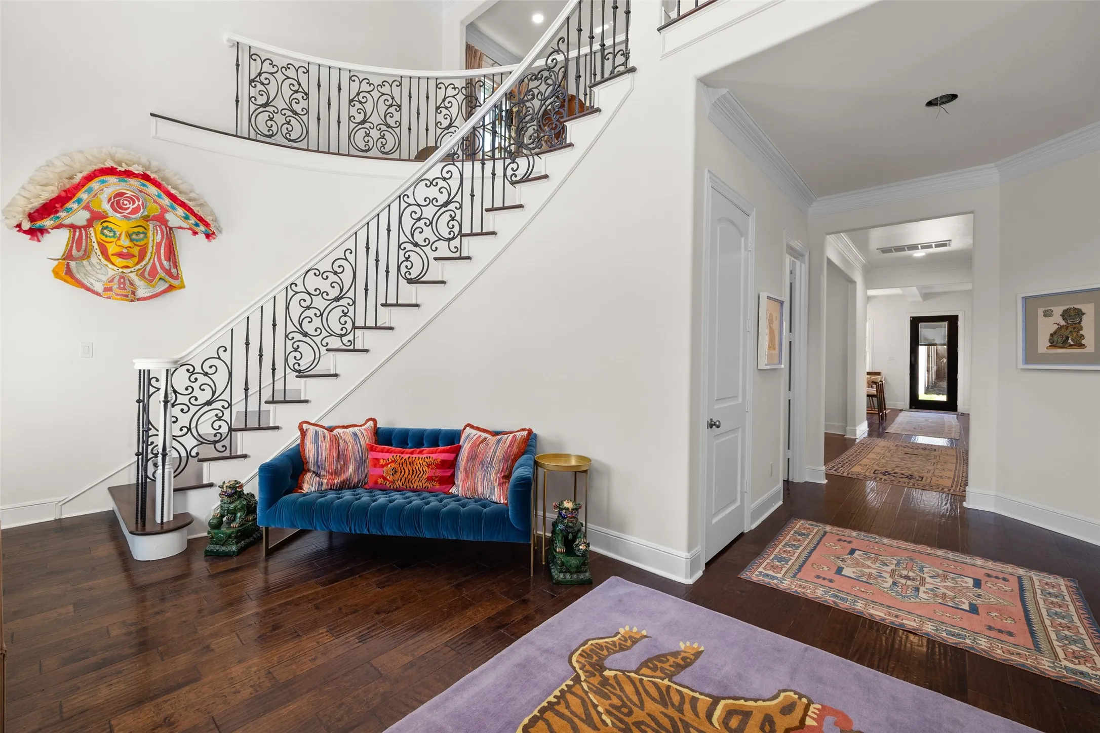 Single Family Residence For Sale in Tarrant County , 1716 Ashland Avenue, Fort Worth, Texas 76107, 5 Bedroom, 4 Bathroom, 2 Garage spaces, 4,370 Sqft, built in 2014, Preowned, mls#20945340, Real Estate Agent in Fort Worth, Homes For Sale in Tarrant county, Homes For Sale in Fort Worth, Realtor in Fort Worth Texas, Real Estate Brokerage Independent Realty Texas, Luminita Cordes Realtor