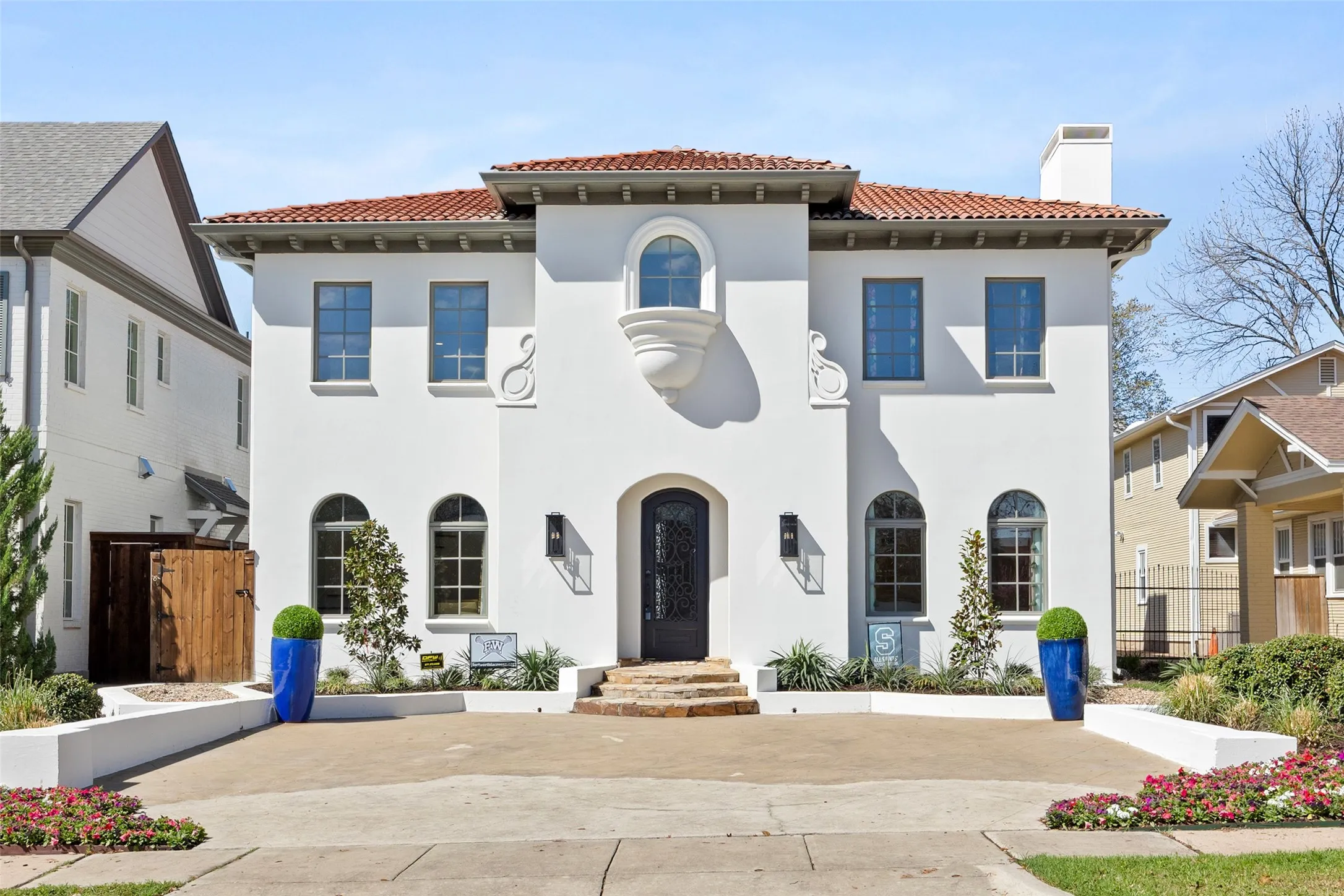 Single Family Residence For Sale in Tarrant County , 1716 Ashland Avenue, Fort Worth, Texas 76107, 5 Bedroom, 4 Bathroom, 2 Garage spaces, 4,370 Sqft, built in 2014, Preowned, mls#20945340, Real Estate Agent in Fort Worth, Homes For Sale in Tarrant county, Homes For Sale in Fort Worth, Realtor in Fort Worth Texas, Real Estate Brokerage Independent Realty Texas, Luminita Cordes Realtor