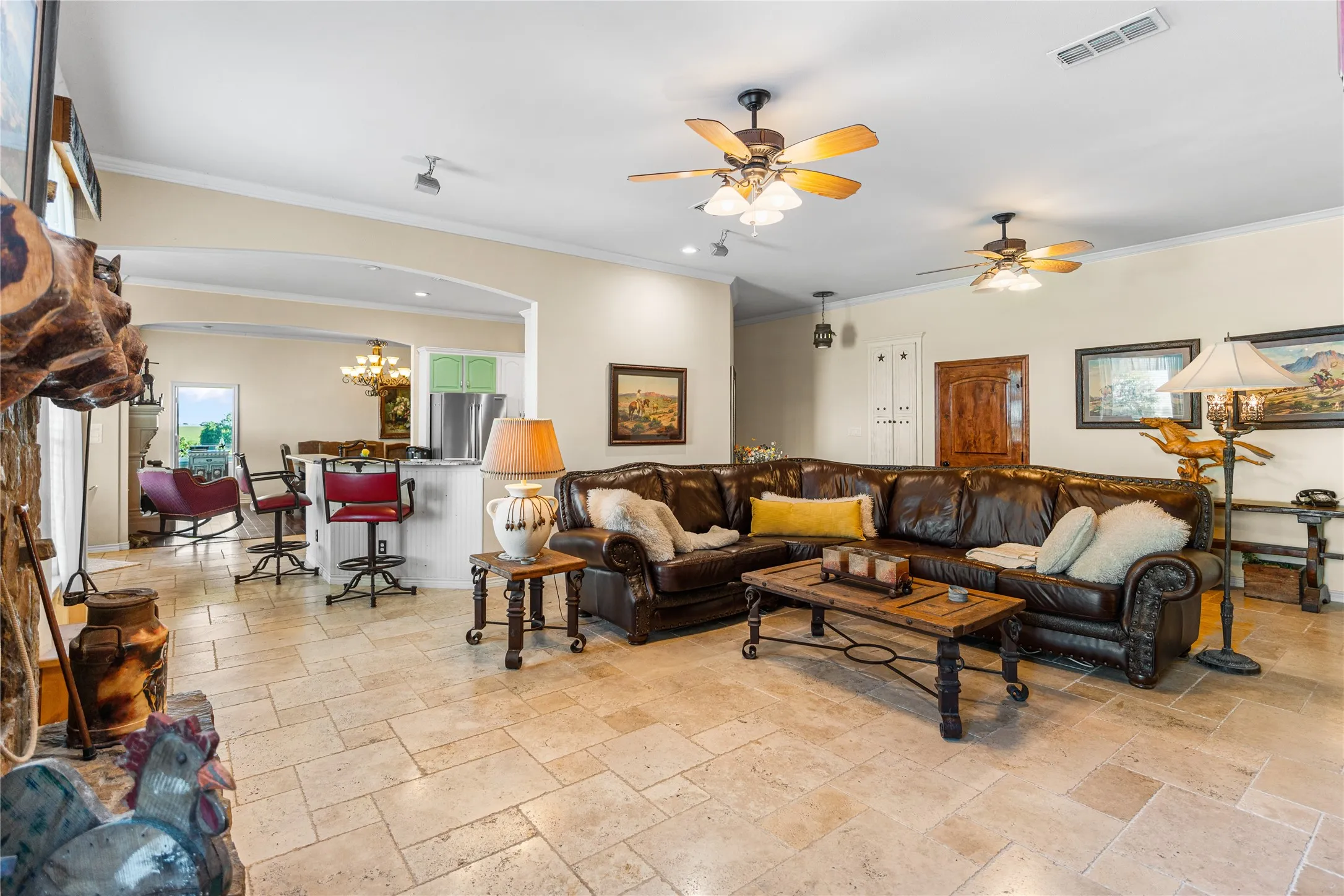 Farm For Sale in Cooke County , 590 County Road 385, Valley View, Texas 76272, 3 Bedroom, 3 Bathroom, 2 Garage spaces, 3,049 Sqft, built in 2003, Preowned, mls#20944318, Real Estate Agent in Valley View, Homes For Sale in Cooke county, Homes For Sale in Valley View, Realtor in Valley View Texas, Real Estate Brokerage Independent Realty Texas, Luminita Cordes Realtor