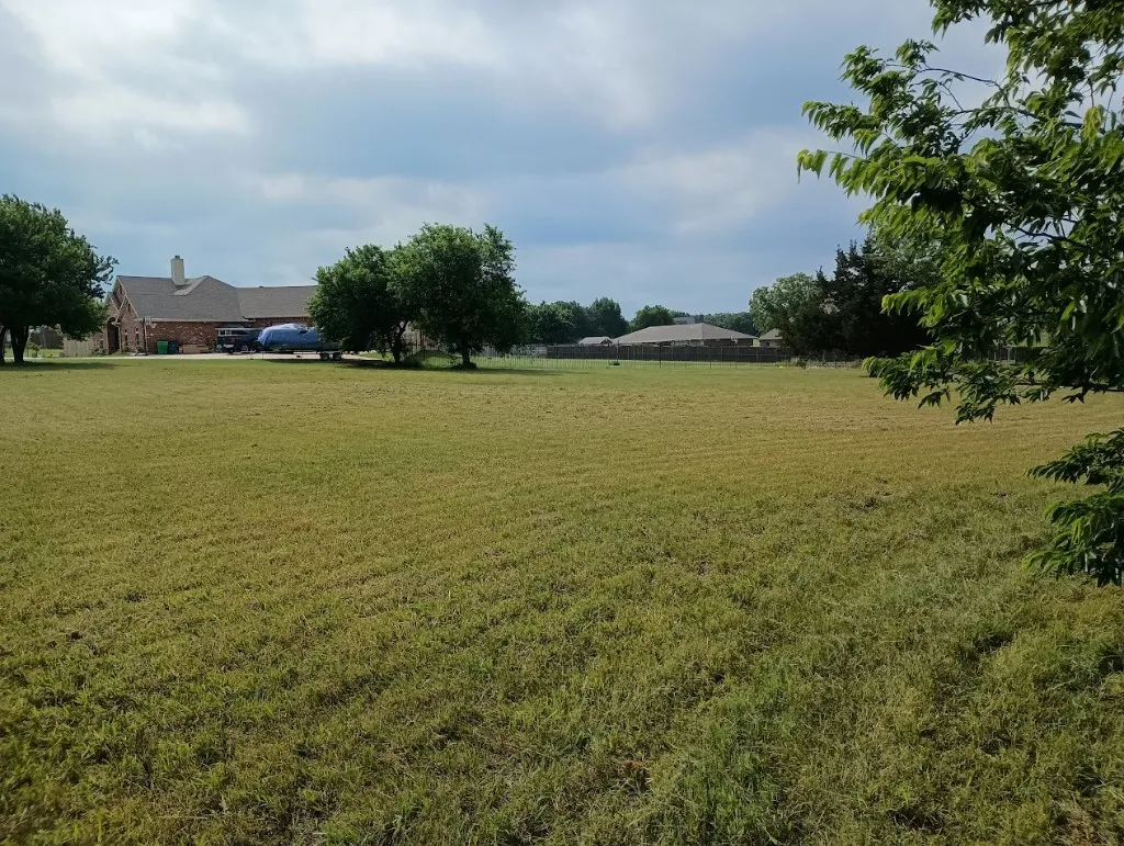 Unimproved Land For Sale in Cooke County , 3100 Briarcliff Circle, Gainesville, Texas 76240, 0, 0, Garage spaces, 0 Sqft, built in 0, Price $99,995, mls#20948524, Real Estate Agent in Gainesville, Homes For Sale in Cooke county, Homes For Sale in Gainesville, Realtor in Gainesville Texas, Real Estate Brokerage Independent Realty Texas, Luminita Cordes Realtor