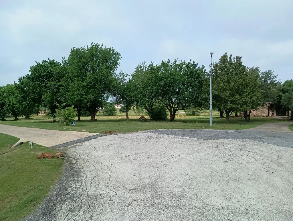 Unimproved Land For Sale in Cooke County , 3100 Briarcliff Circle, Gainesville, Texas 76240, 0, 0, Garage spaces, 0 Sqft, built in 0, Price $99,995, mls#20948524, Real Estate Agent in Gainesville, Homes For Sale in Cooke county, Homes For Sale in Gainesville, Realtor in Gainesville Texas, Real Estate Brokerage Independent Realty Texas, Luminita Cordes Realtor
