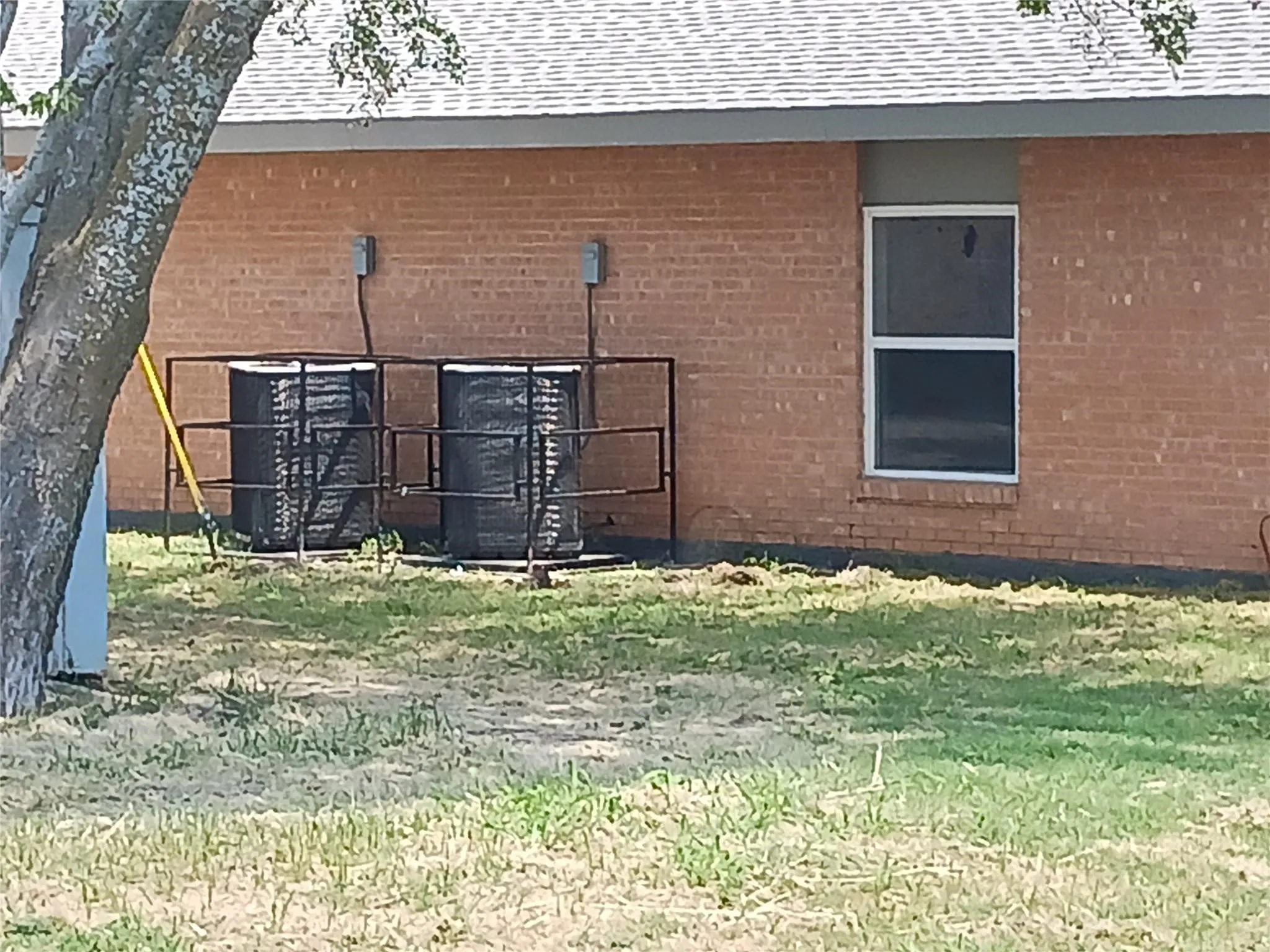 Office For Sale in Grayson County , 400 S Bond Street, Whitewright, Texas 75491, 0, 0, Garage spaces, 0 Sqft, built in 1962, Preowned, mls#20936078, Real Estate Agent in Whitewright, Homes For Sale in Grayson county, Homes For Sale in Whitewright, Realtor in Whitewright Texas, Real Estate Brokerage Independent Realty Texas, Luminita Cordes Realtor