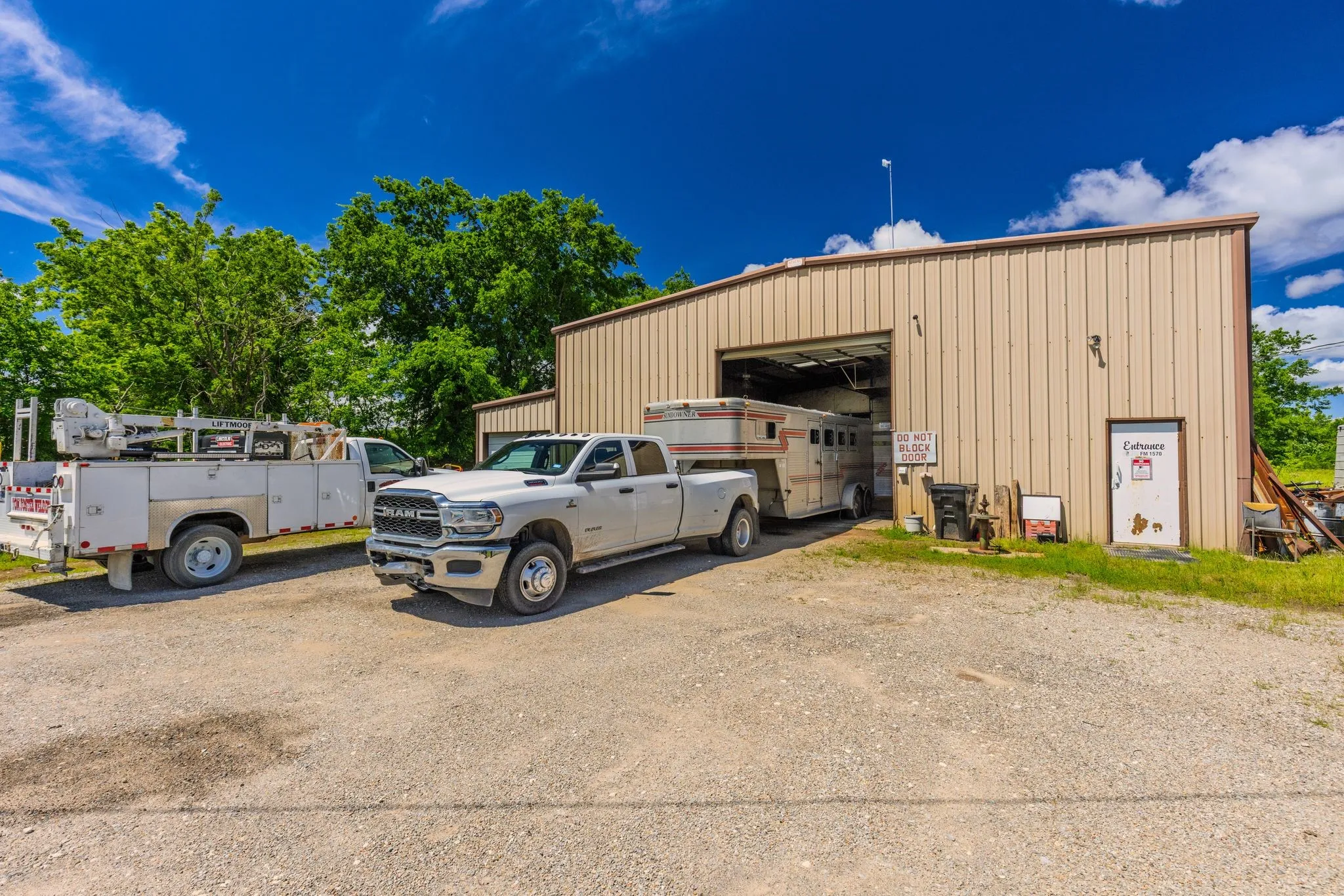 Business For Sale in Hunt County , 10806 FM 1570, Greenville, Texas 75402, 0, 0, Garage spaces, 3,100 Sqft, built in 1980, Preowned, Price $1,350,000, mls#20941028, Real Estate Agent in Greenville, Homes For Sale in Hunt county, Homes For Sale in Greenville, Realtor in Greenville Texas, Real Estate Brokerage Independent Realty Texas, Luminita Cordes Realtor