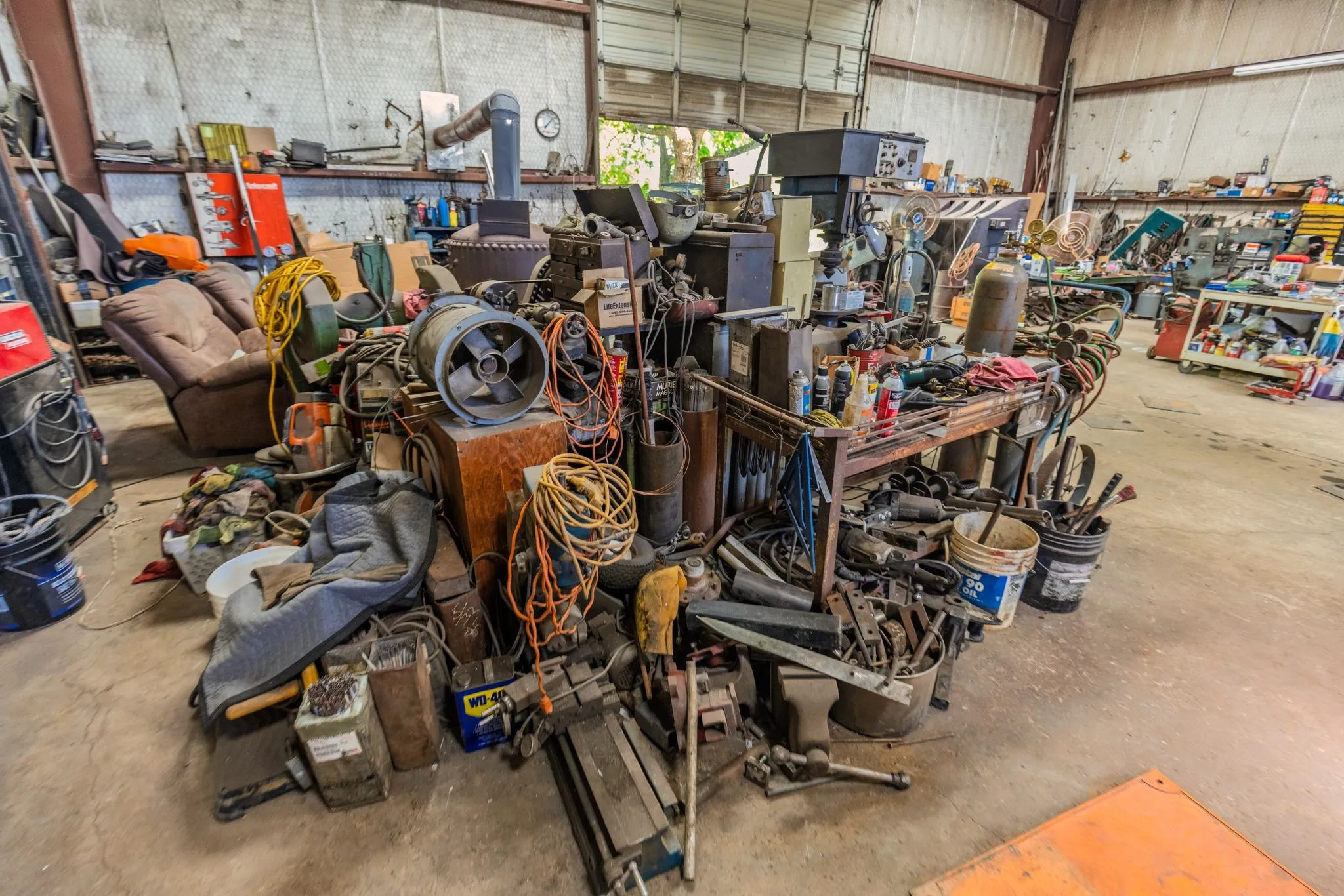 Business For Sale in Hunt County , 10806 FM 1570, Greenville, Texas 75402, 0, 0, Garage spaces, 3,100 Sqft, built in 1980, Preowned, Price $1,350,000, mls#20941028, Real Estate Agent in Greenville, Homes For Sale in Hunt county, Homes For Sale in Greenville, Realtor in Greenville Texas, Real Estate Brokerage Independent Realty Texas, Luminita Cordes Realtor