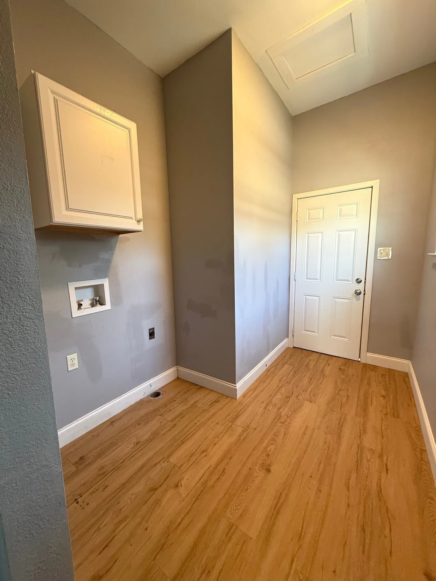 Single Family Residence For Sale in Comanche County , 602 W Walcott Avenue, Comanche, Texas 76442, 3 Bedrooms, 2 Bathrooms, Garage spaces, 1,728 Sqft, built in 1920, Price $170,000, mls#20945596, Real Estate Agent in Comanche, Homes For Sale in Comanche county, Homes For Sale in Comanche, Realtor in Comanche Texas, Real Estate Brokerage Independent Realty Texas, Luminita Cordes Realtor