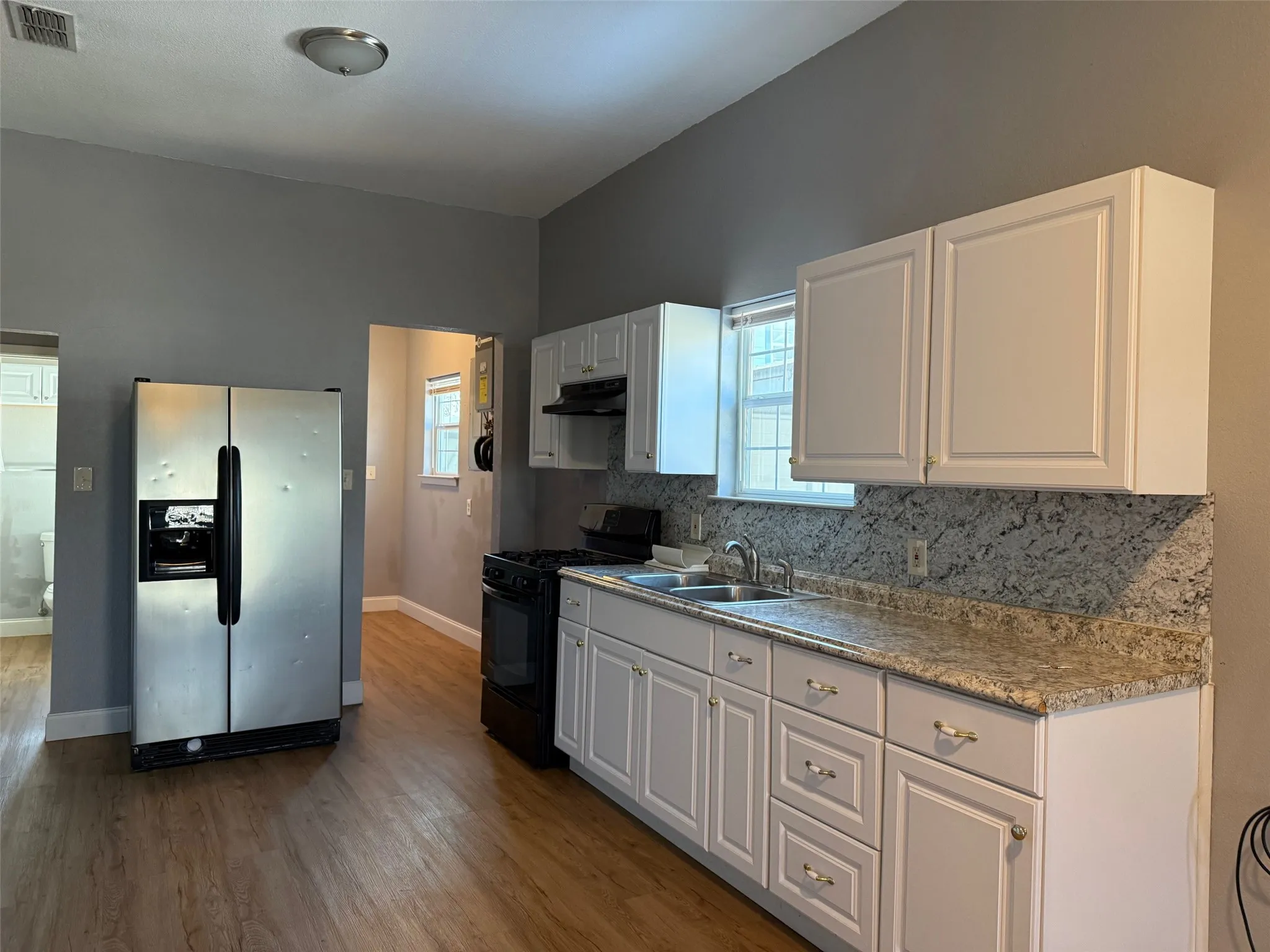 Single Family Residence For Sale in Comanche County , 602 W Walcott Avenue, Comanche, Texas 76442, 3 Bedrooms, 2 Bathrooms, Garage spaces, 1,728 Sqft, built in 1920, Price $170,000, mls#20945596, Real Estate Agent in Comanche, Homes For Sale in Comanche county, Homes For Sale in Comanche, Realtor in Comanche Texas, Real Estate Brokerage Independent Realty Texas, Luminita Cordes Realtor