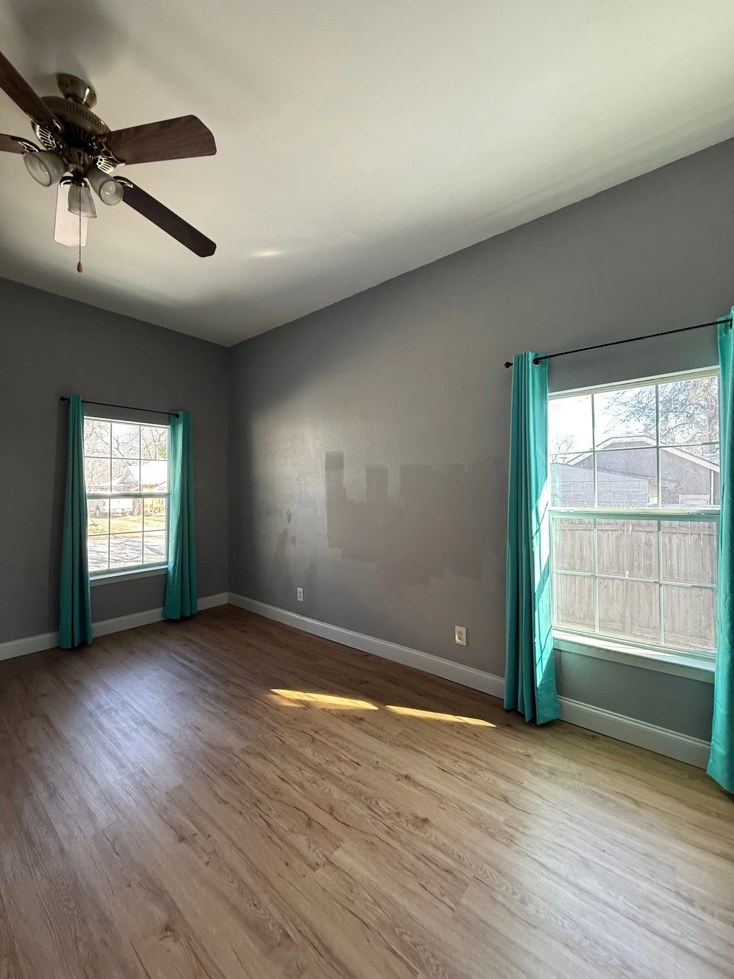 Single Family Residence For Sale in Comanche County , 602 W Walcott Avenue, Comanche, Texas 76442, 3 Bedrooms, 2 Bathrooms, Garage spaces, 1,728 Sqft, built in 1920, Price $170,000, mls#20945596, Real Estate Agent in Comanche, Homes For Sale in Comanche county, Homes For Sale in Comanche, Realtor in Comanche Texas, Real Estate Brokerage Independent Realty Texas, Luminita Cordes Realtor