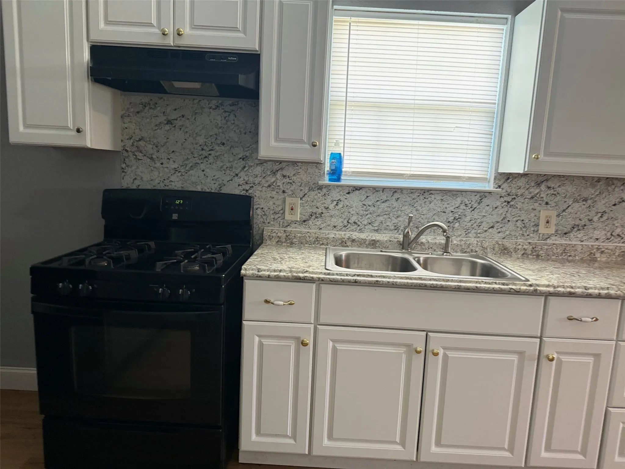 Single Family Residence For Sale in Comanche County , 602 W Walcott Avenue, Comanche, Texas 76442, 3 Bedrooms, 2 Bathrooms, Garage spaces, 1,728 Sqft, built in 1920, Price $170,000, mls#20945596, Real Estate Agent in Comanche, Homes For Sale in Comanche county, Homes For Sale in Comanche, Realtor in Comanche Texas, Real Estate Brokerage Independent Realty Texas, Luminita Cordes Realtor