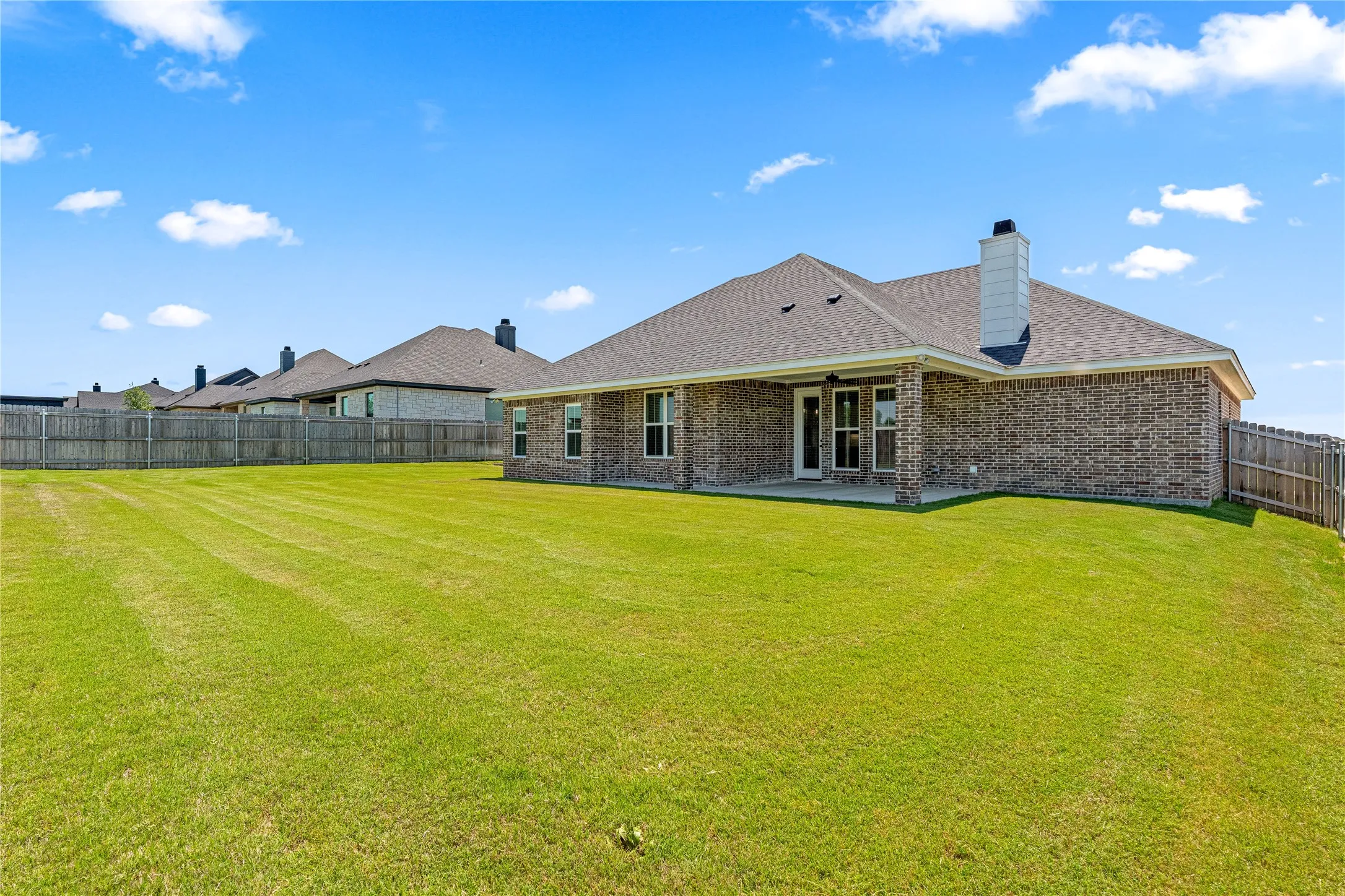 Single Family Residence For Sale in Mc Lennan County , 10117 Castleberry Lane, Waco, Texas 76712, 4 Bedroom, 2 Bathroom, 2 Garage spaces, 2,019 Sqft, built in 2025, New Construction - Complete, mls#20947768, Real Estate Agent in Waco, Homes For Sale in Mc Lennan county, Homes For Sale in Waco, Realtor in Waco Texas, Real Estate Brokerage Independent Realty Texas, Luminita Cordes Realtor